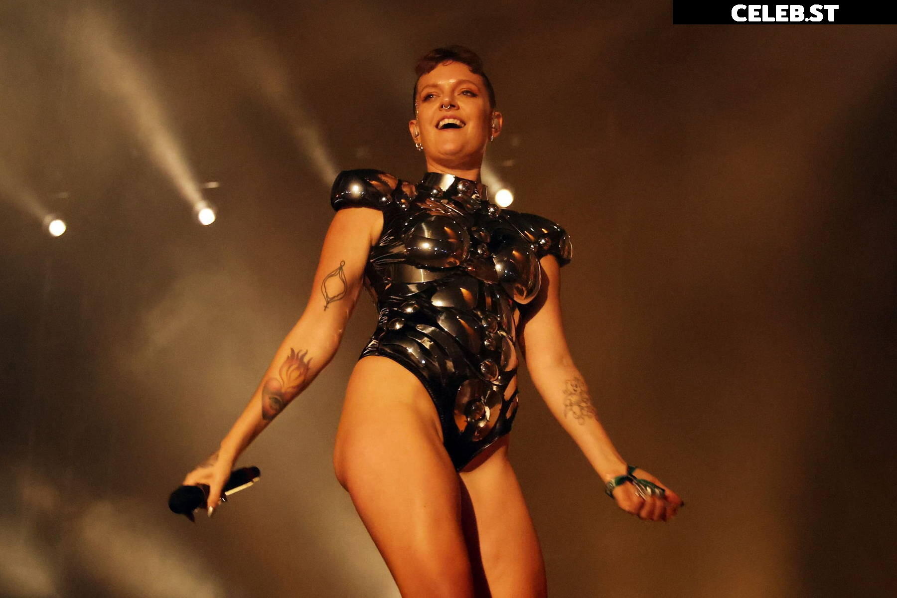 Tove Lo Image 9800375