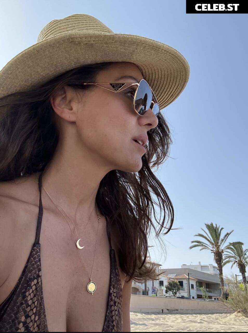 Nazan Eckes Image 9800302