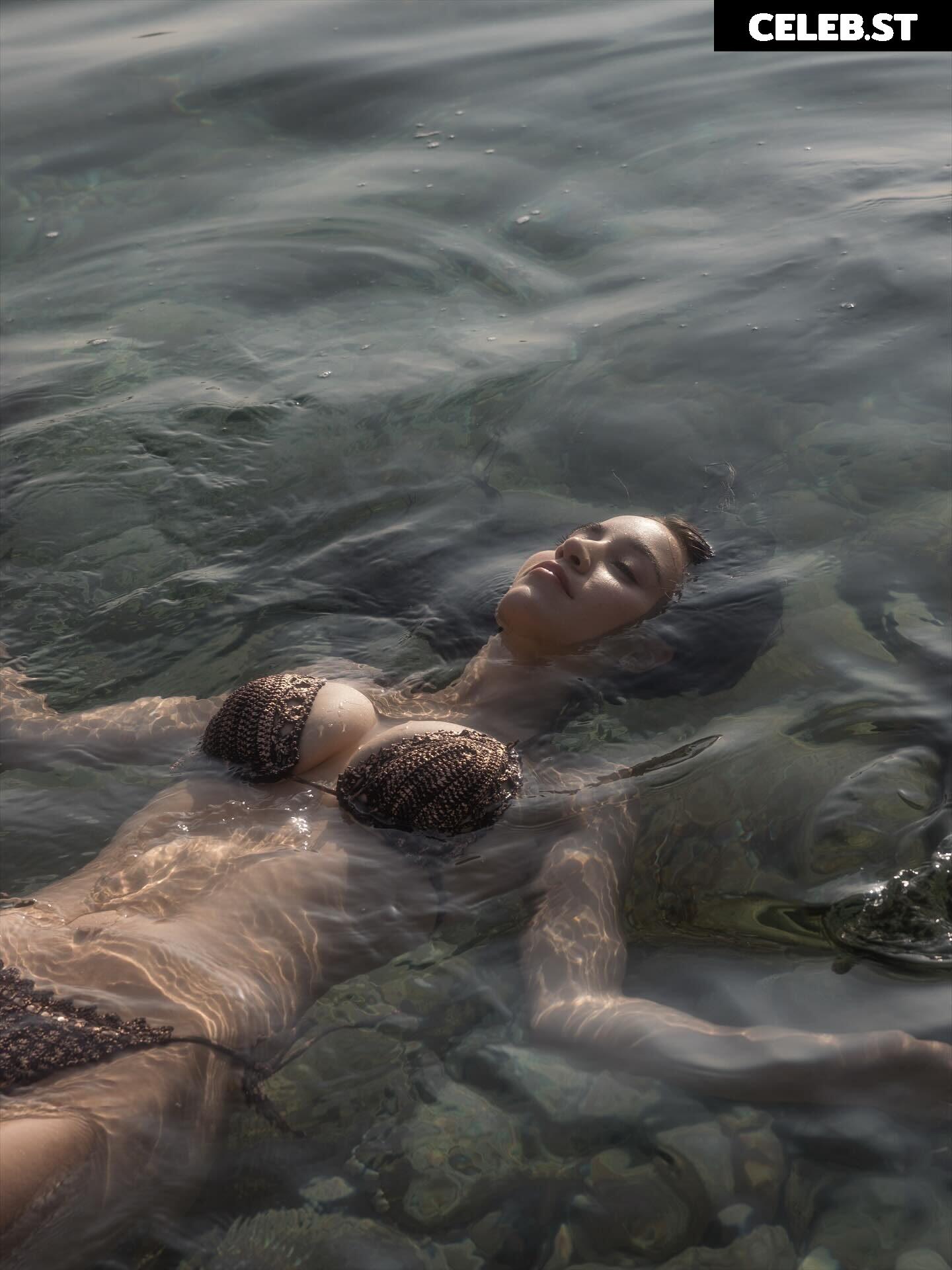 Caylee Cowan Image 9800294