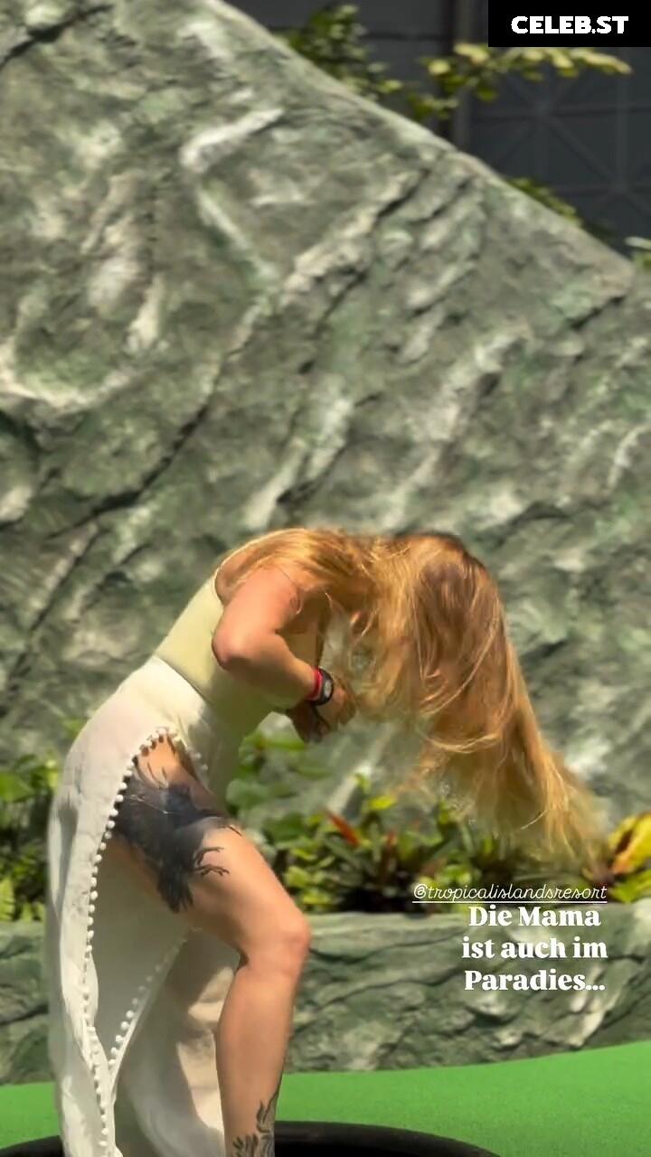 Josephine Welsch Image 9800277