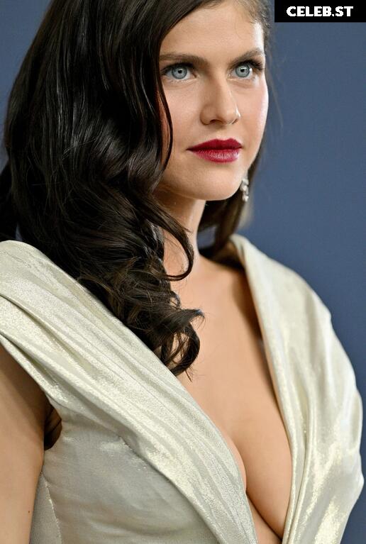 Alexandra Daddario Image 9808825