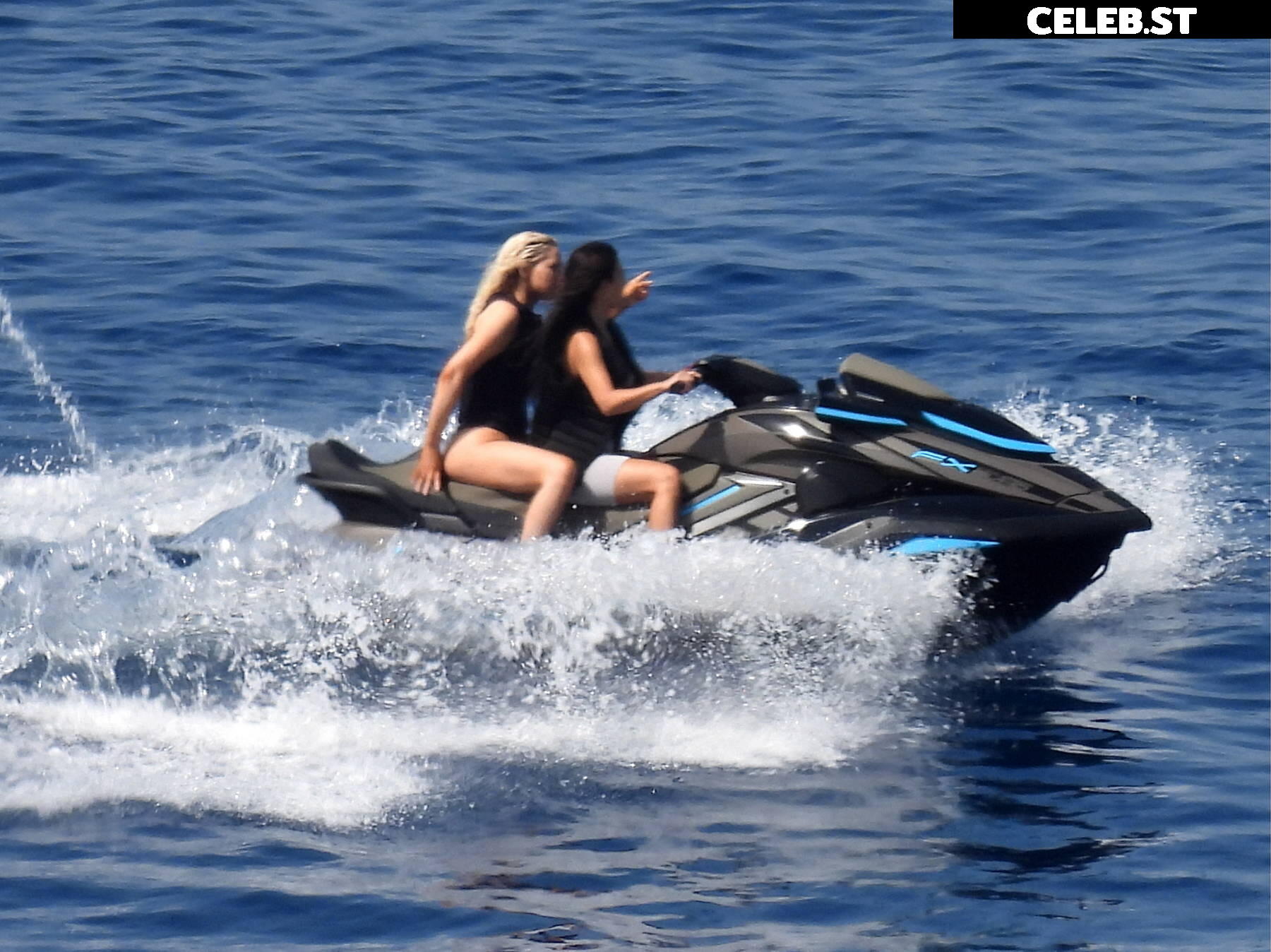 Kim Kardashian Image 9808696