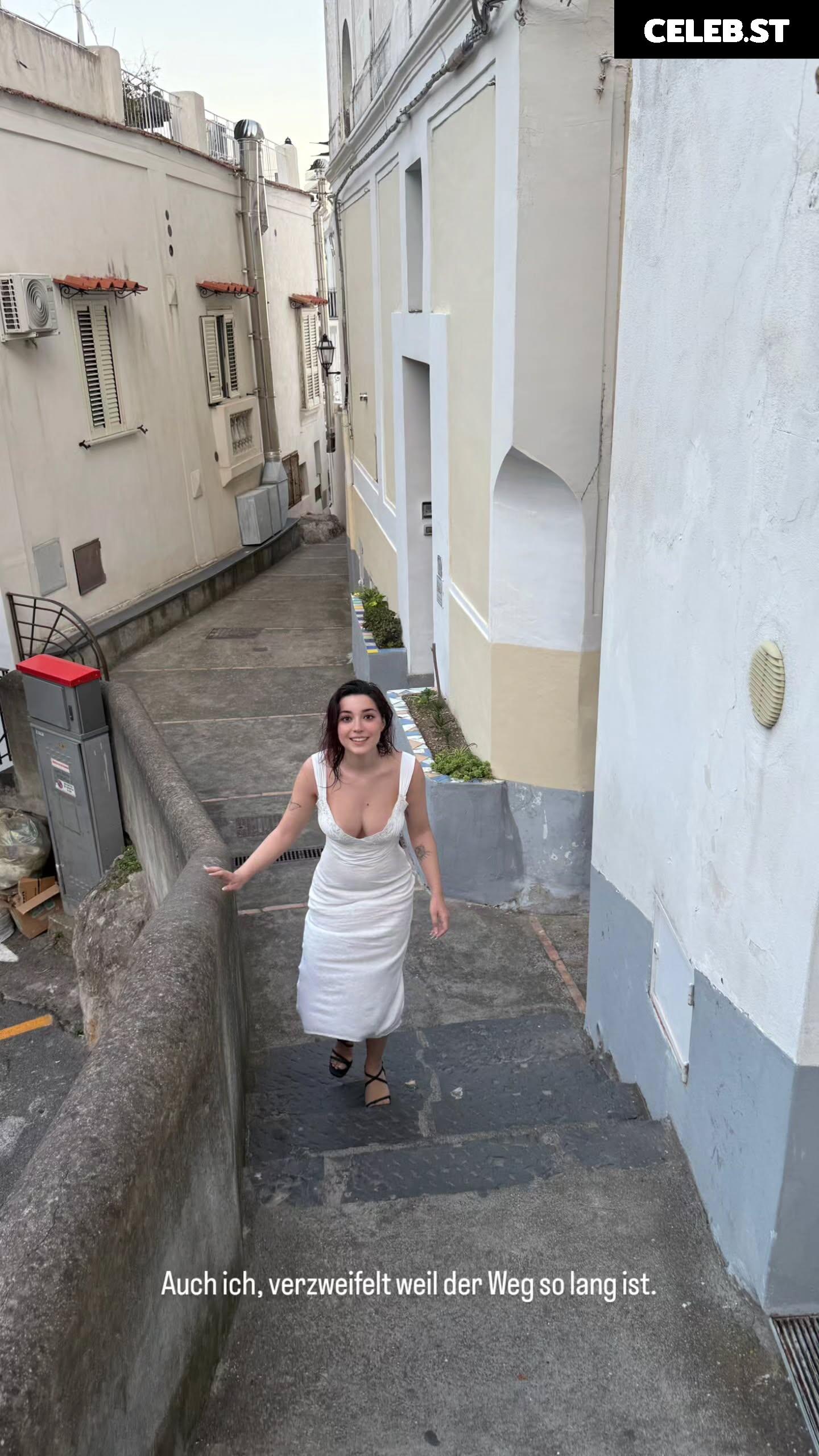 AnniTheDuck Image 9975632