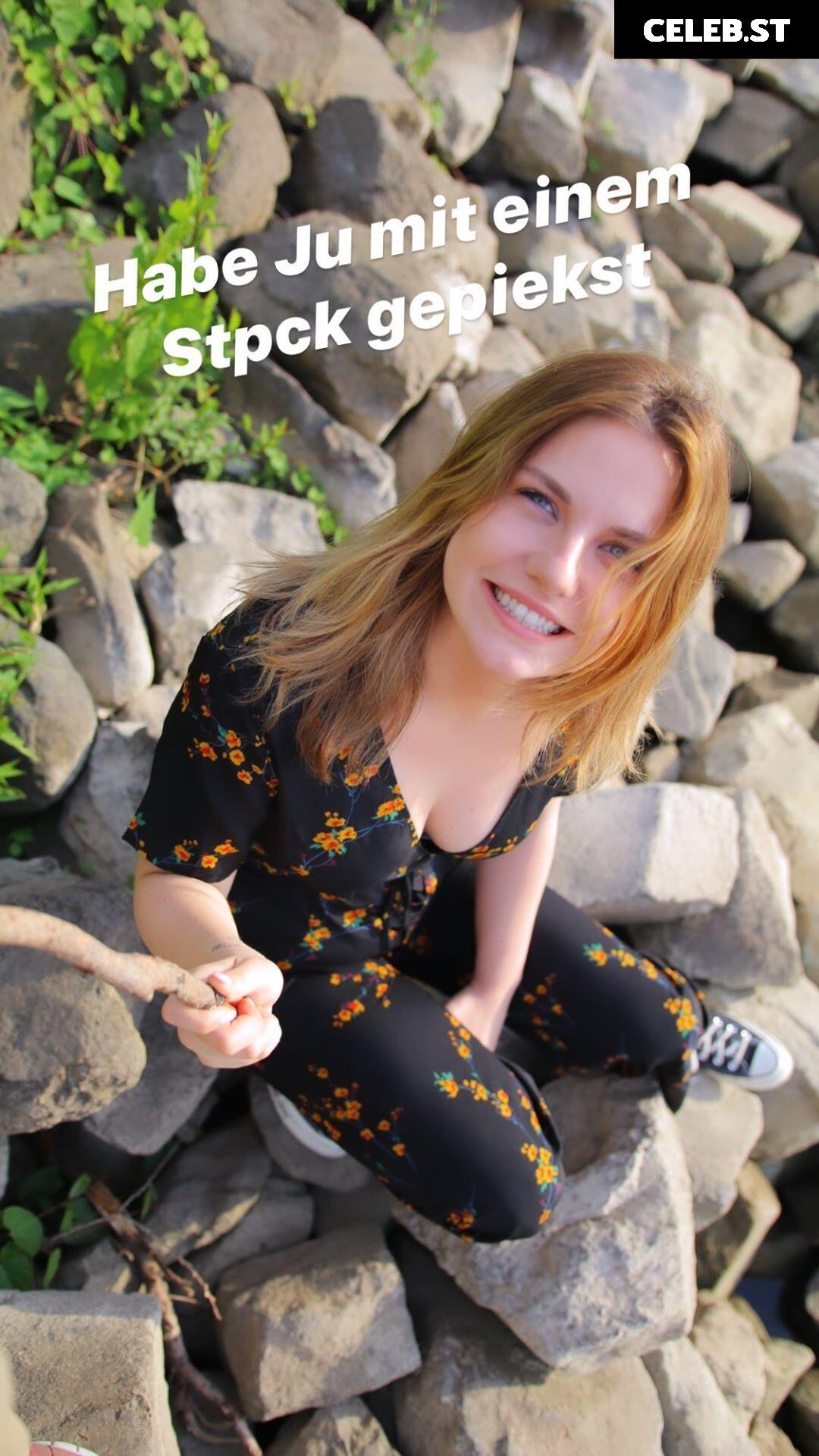 KellyMissesvlog Image 997448