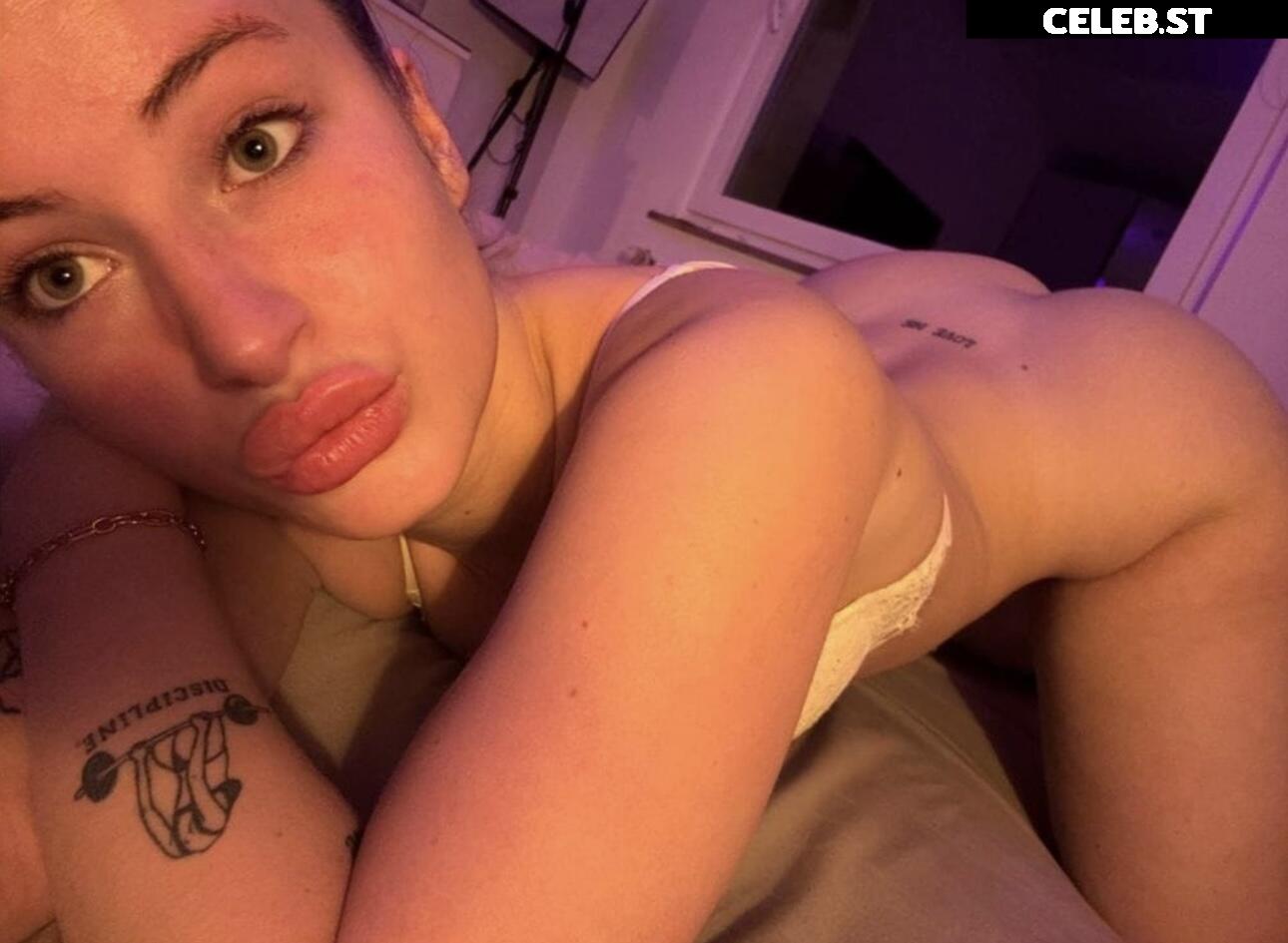 Alischa.mlr / jade.mlr Image 9968167