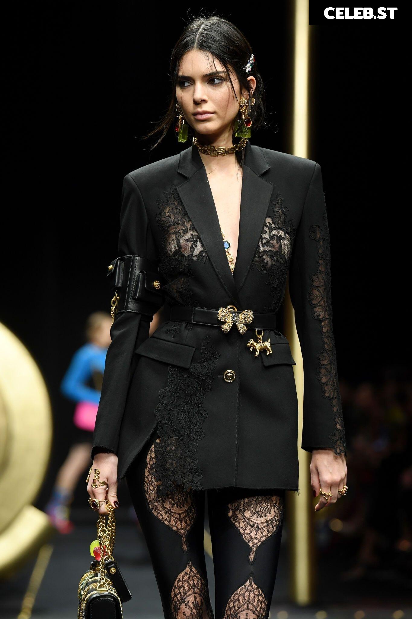 Kendall Jenner Image 9955385