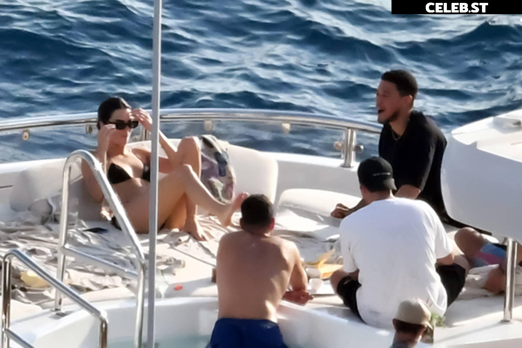 Kendall Jenner Image 9955378