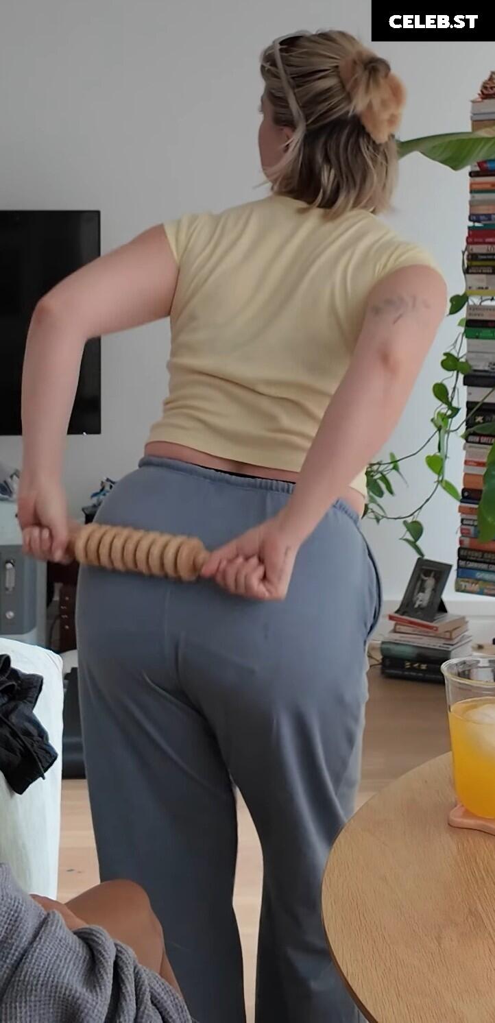 KellyMissesvlog Image 9945424