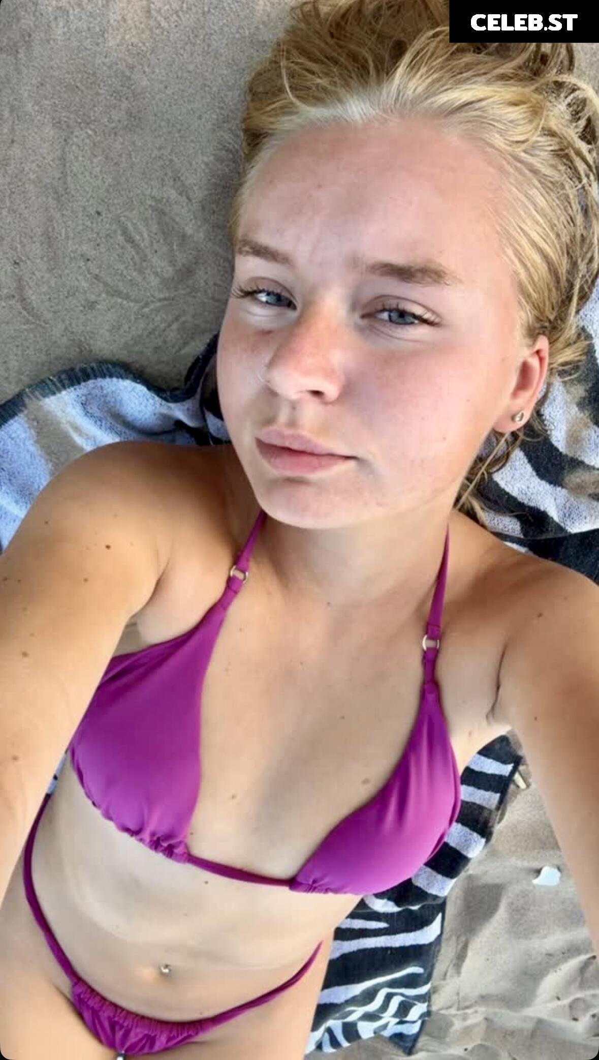 Jasmin-bee Image 9944842