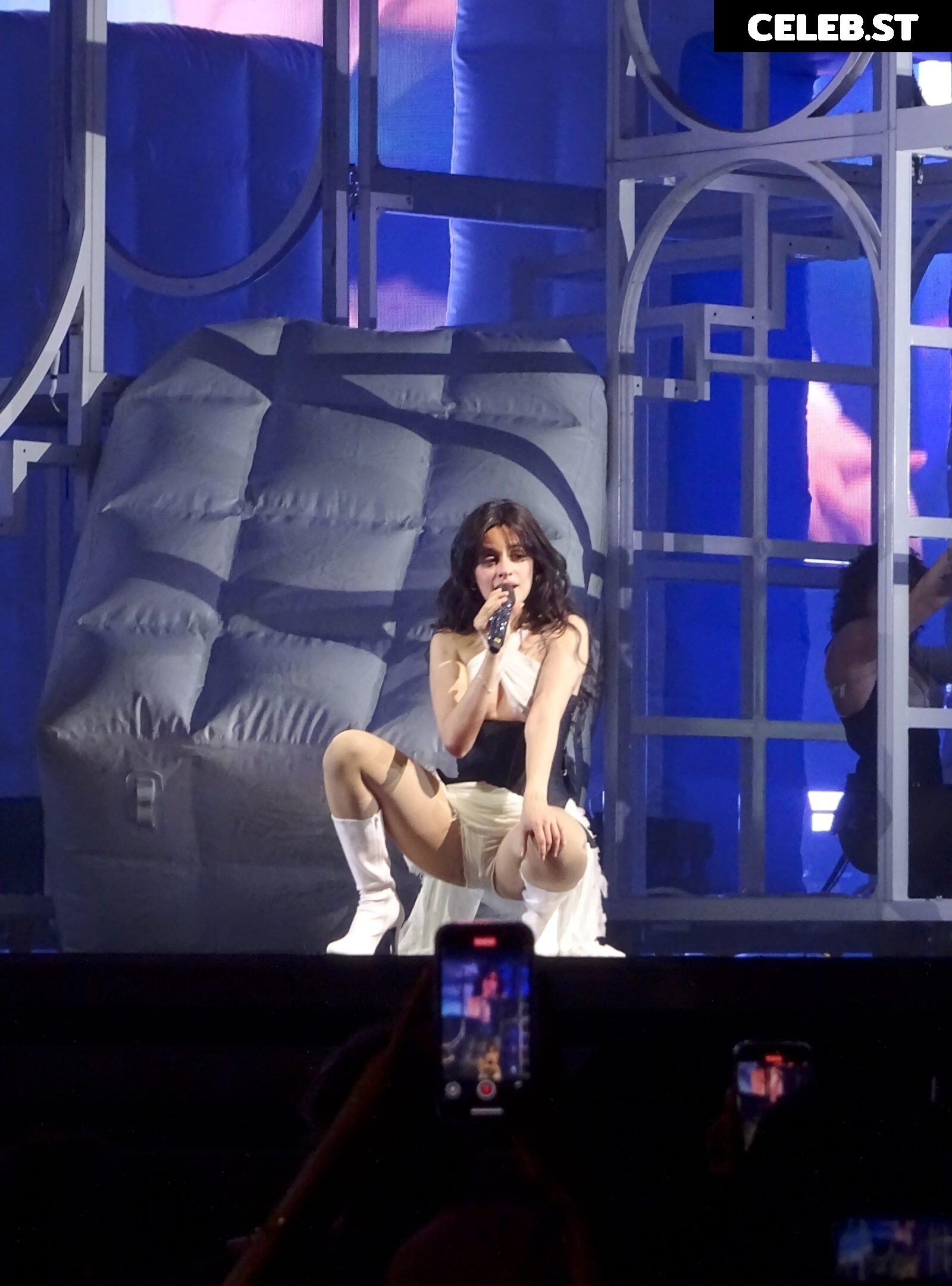 Camila Cabello Image 9940132