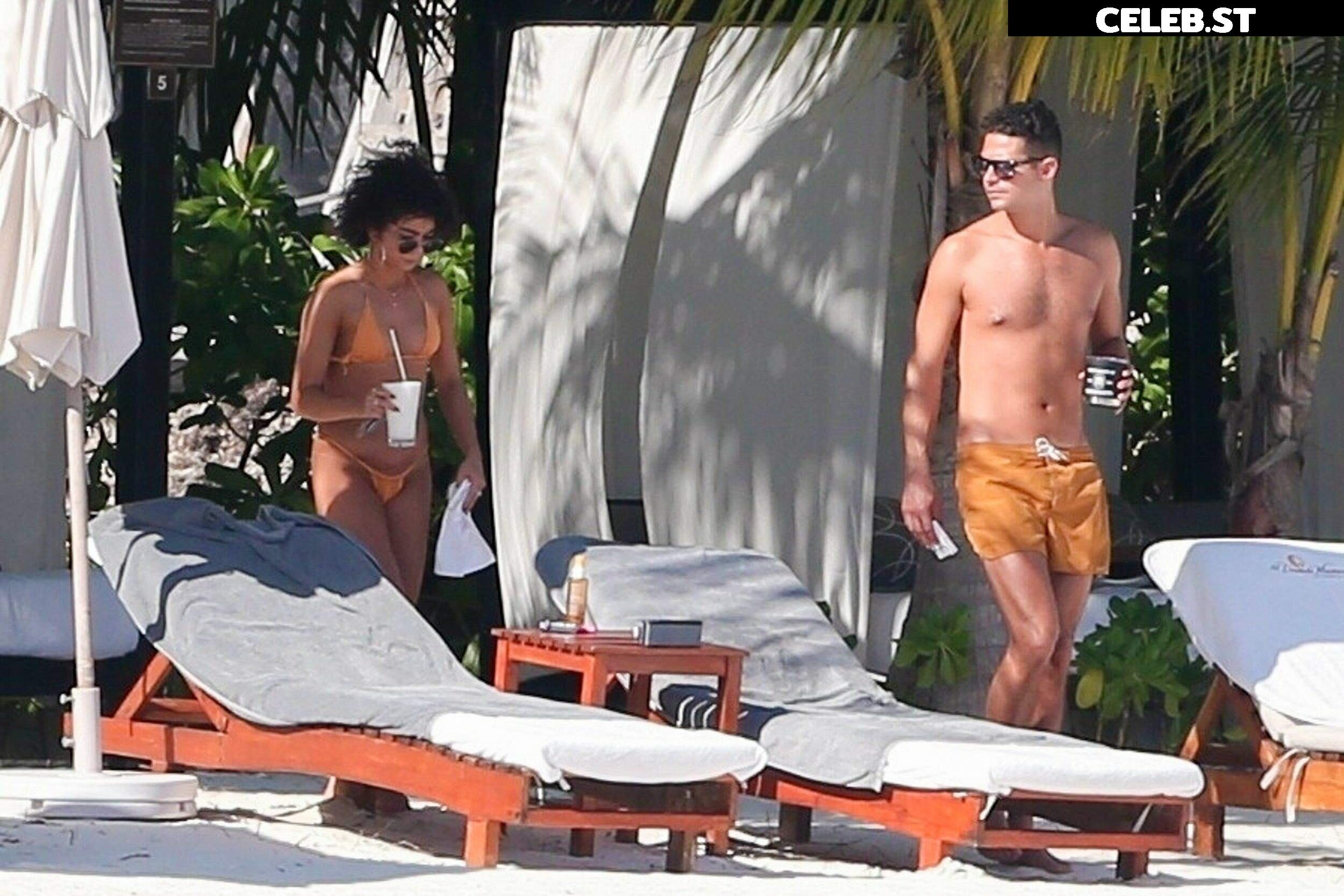 Sarah Hyland Image 9935673