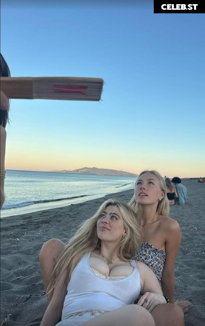 Clementine Vaughn Image 9935666