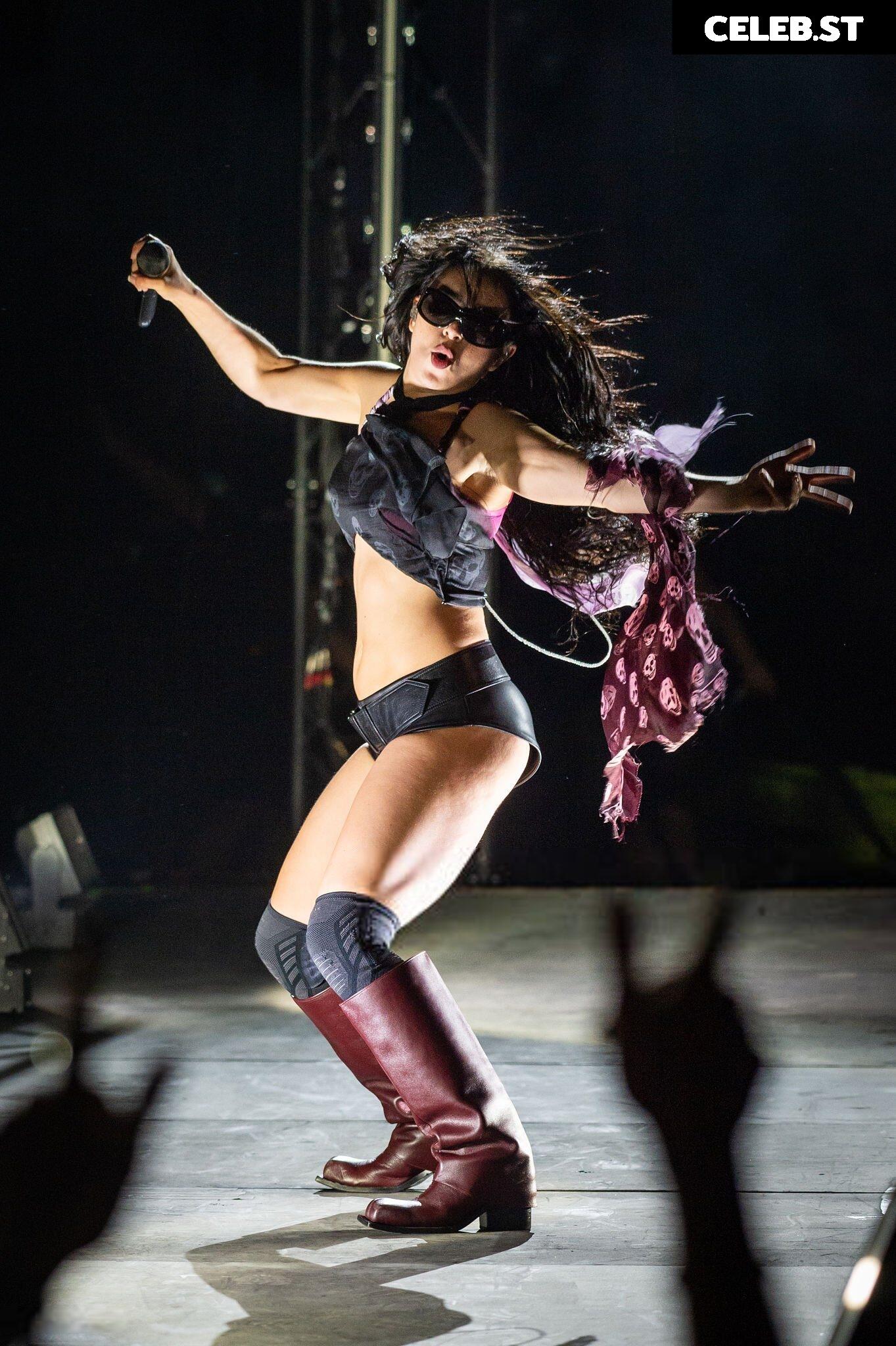 Charli XCX Image 9935612