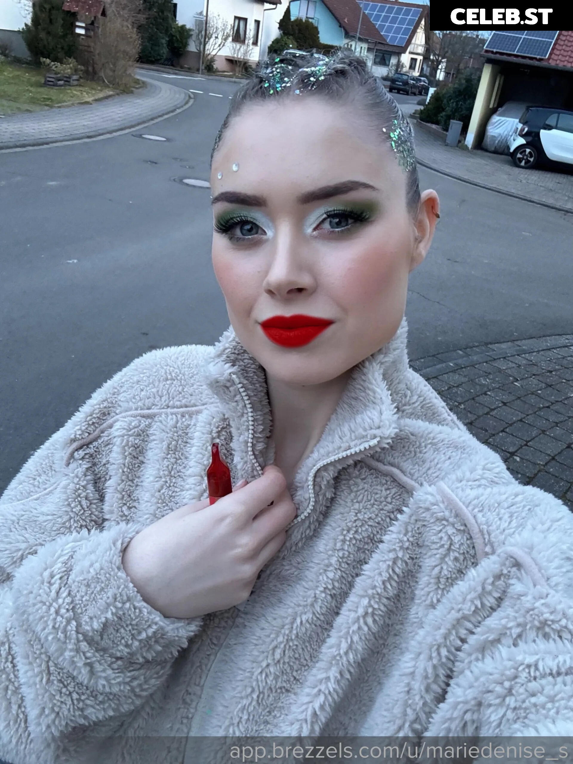 Marie Denise Schwarz Image 9931525