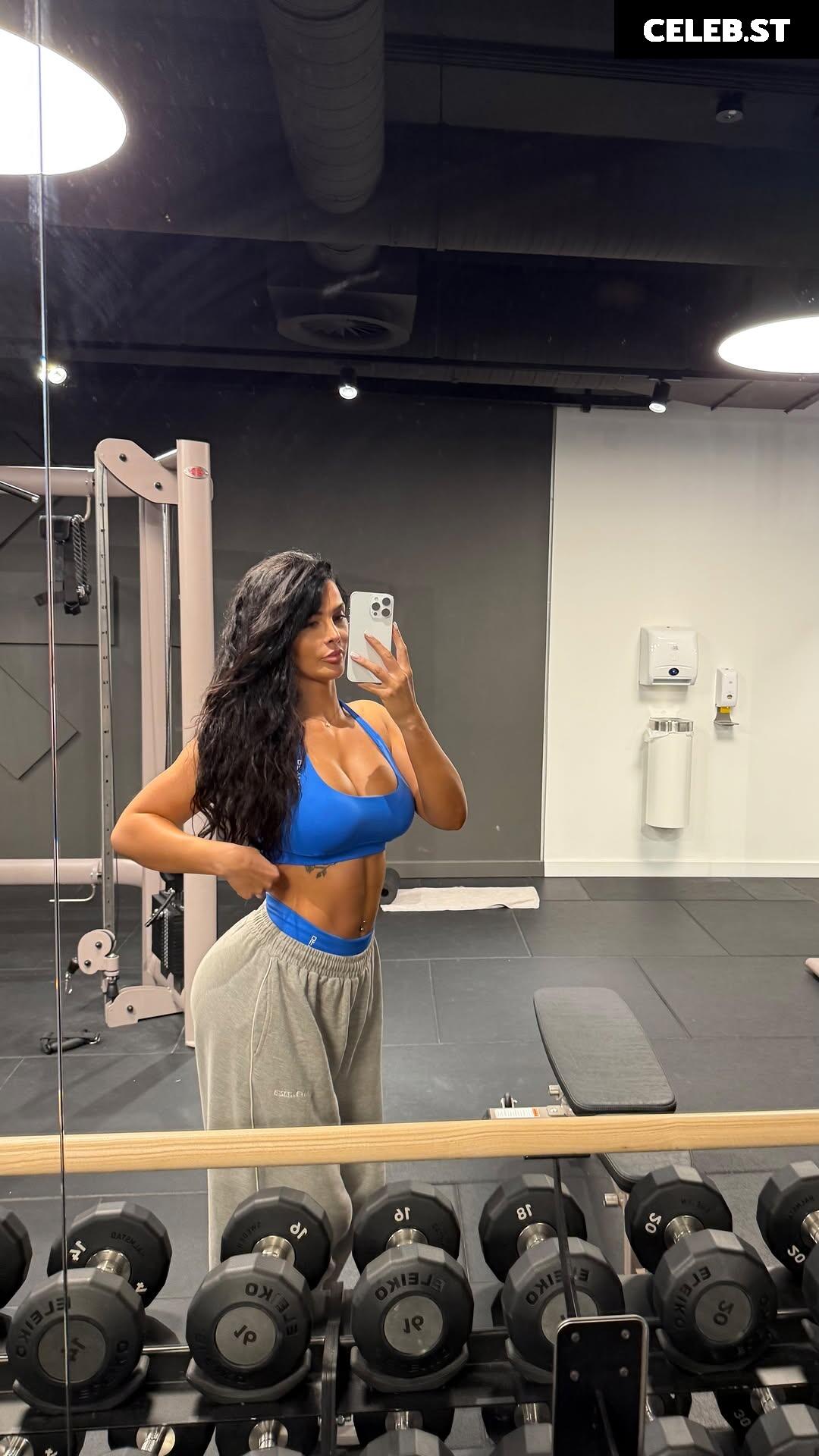 Lisa del Piero Image 9932671