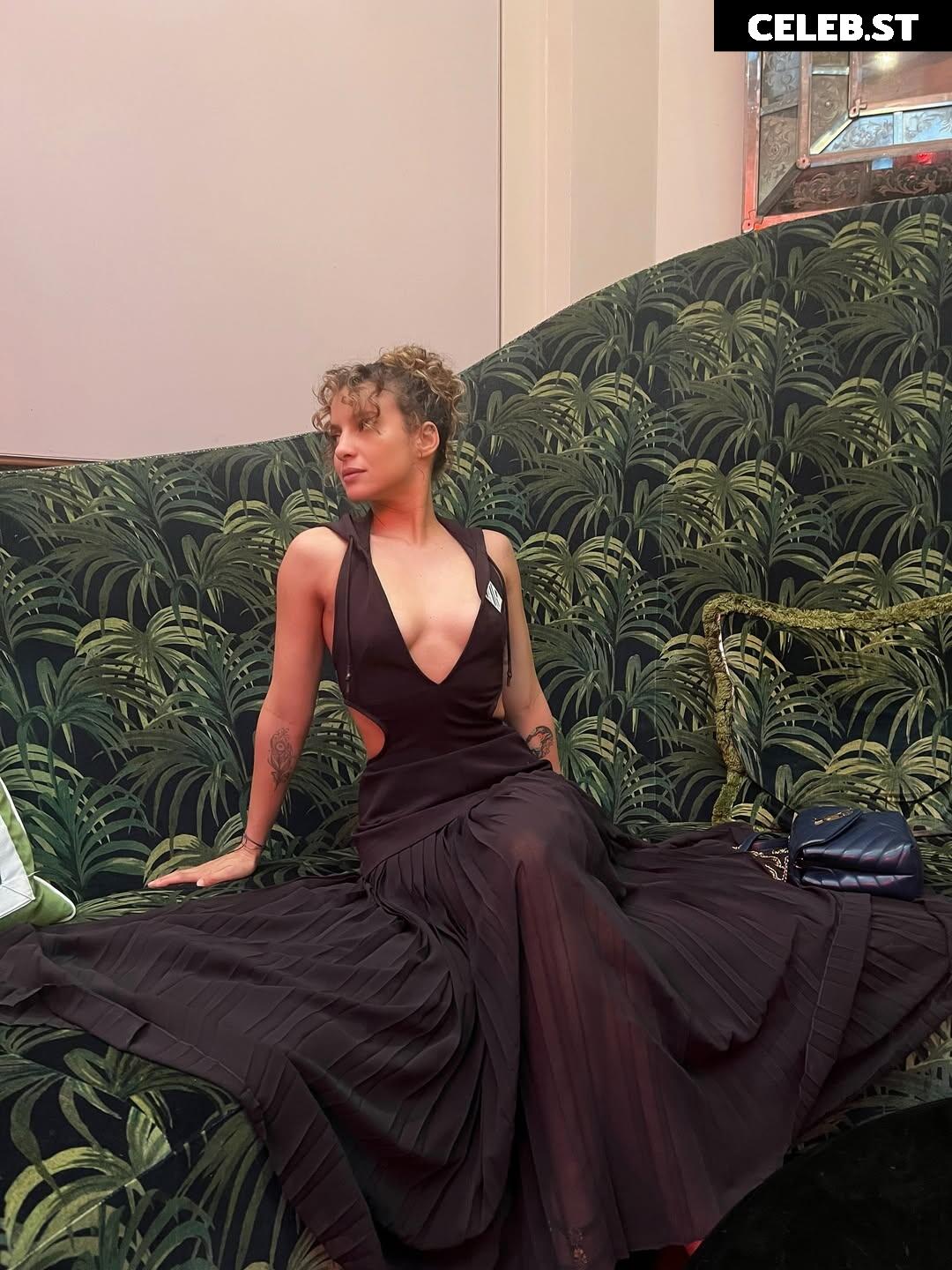 Laure bv Image 9923171