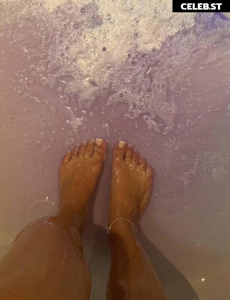 Almira Azemi Image 9909439