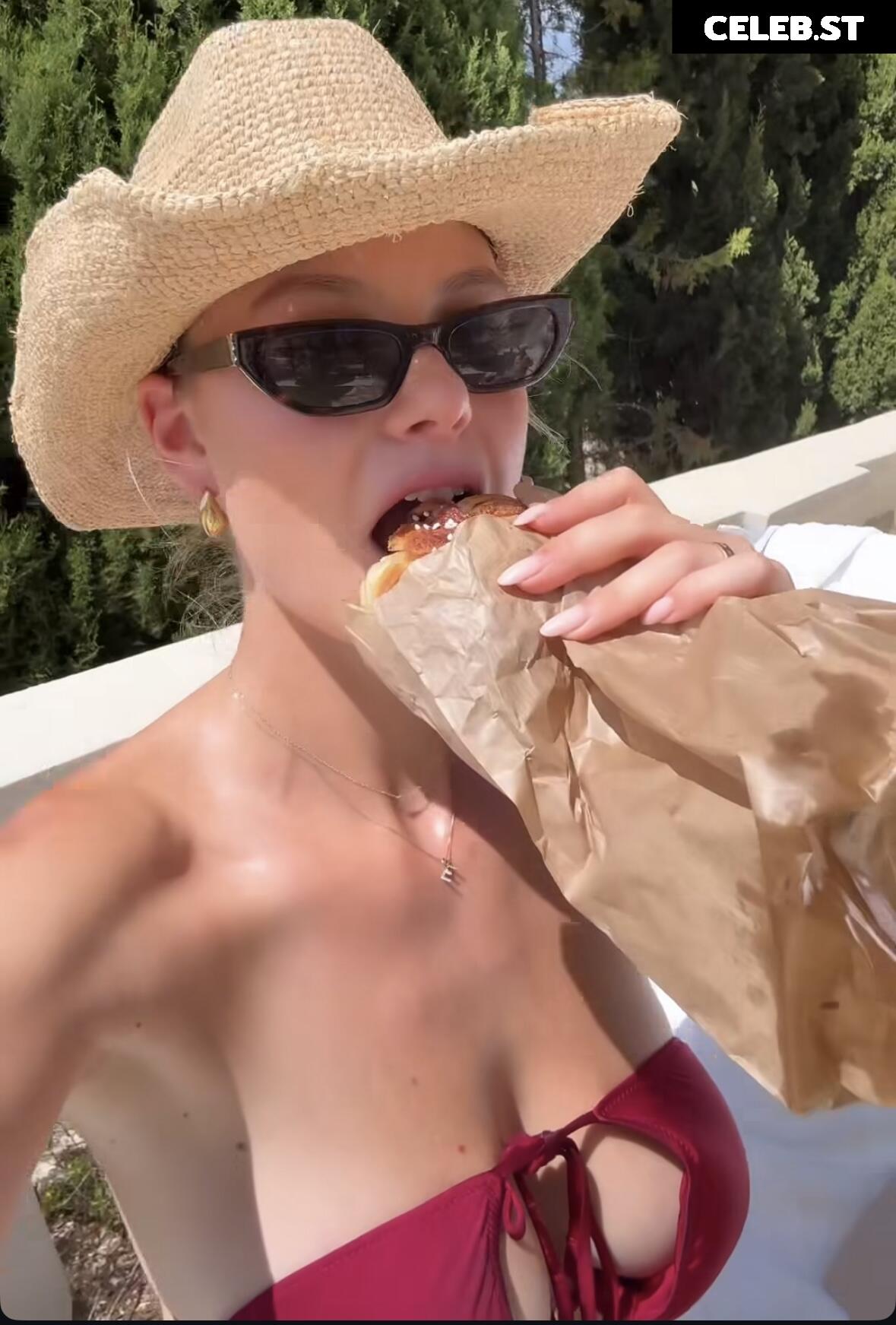 Emilia BTE Image 9909345