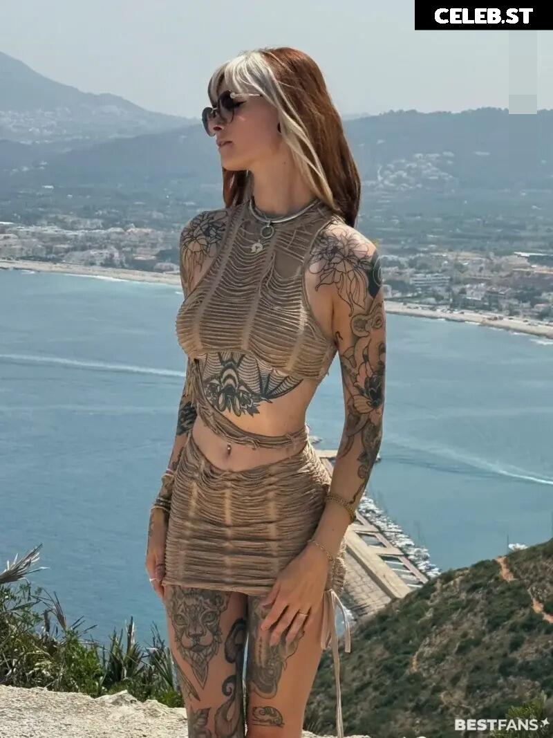 Sallydinosaur Image 9908060