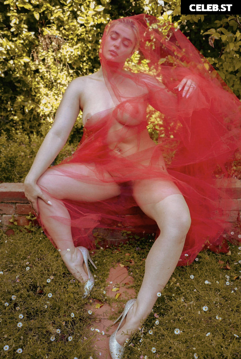 Stefania Ferrario Image 949255