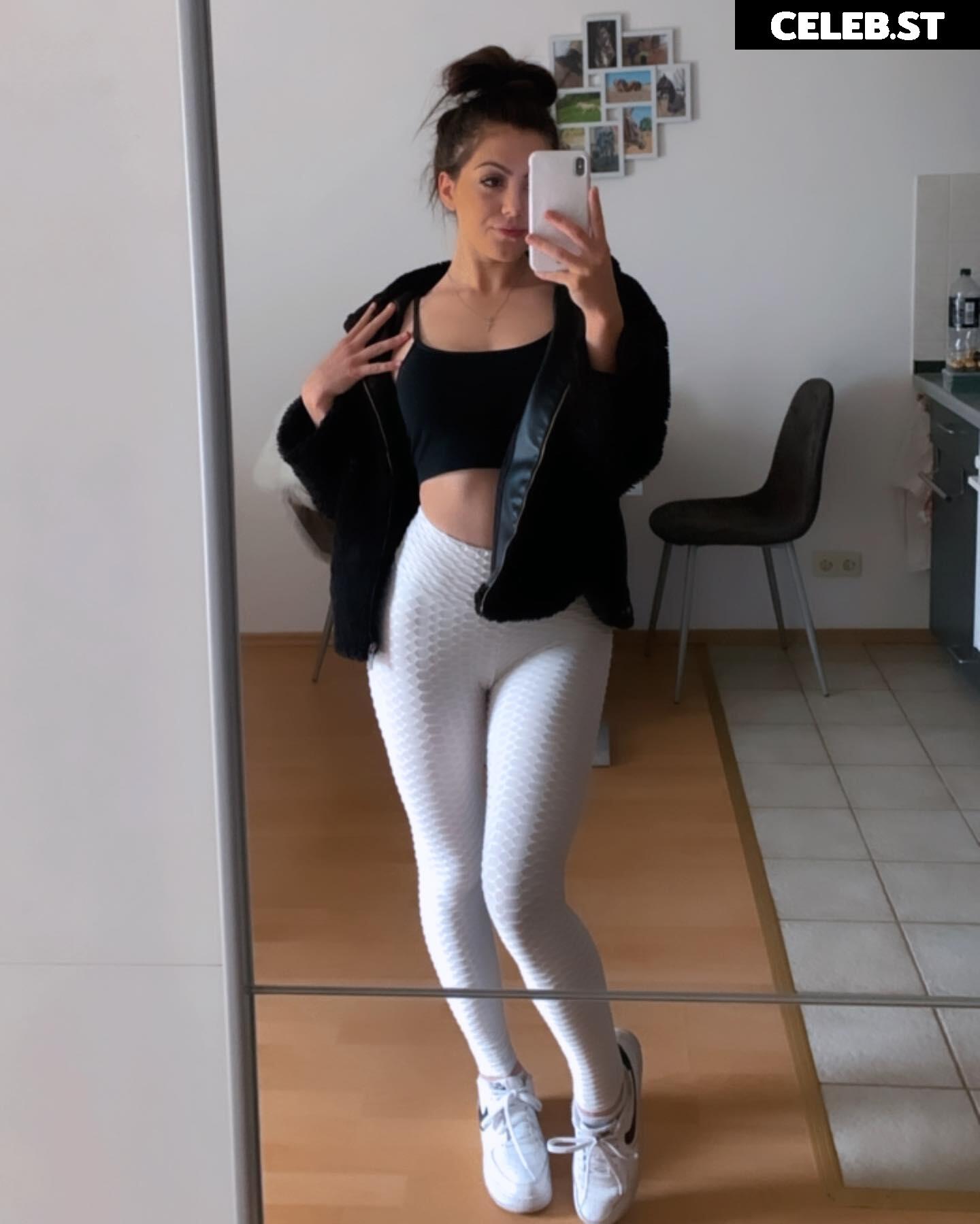 _fiona.rlt_ Image 973207