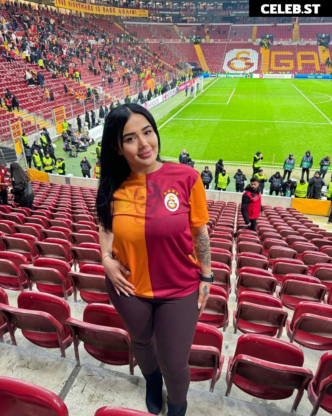 Melek Azad Image 908487