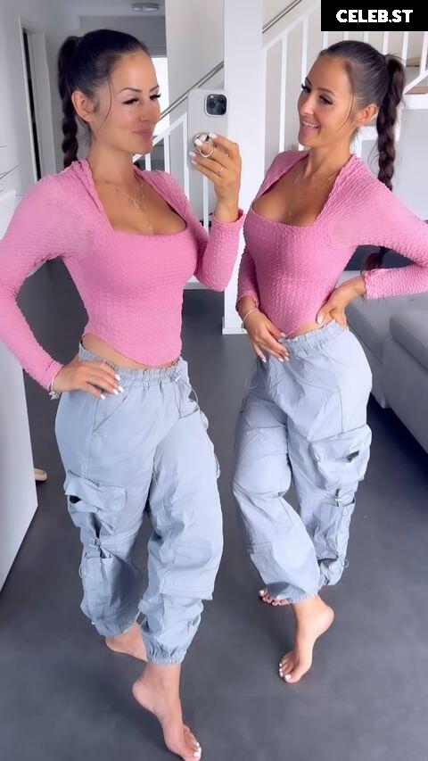 Jakic Twins Image 823898
