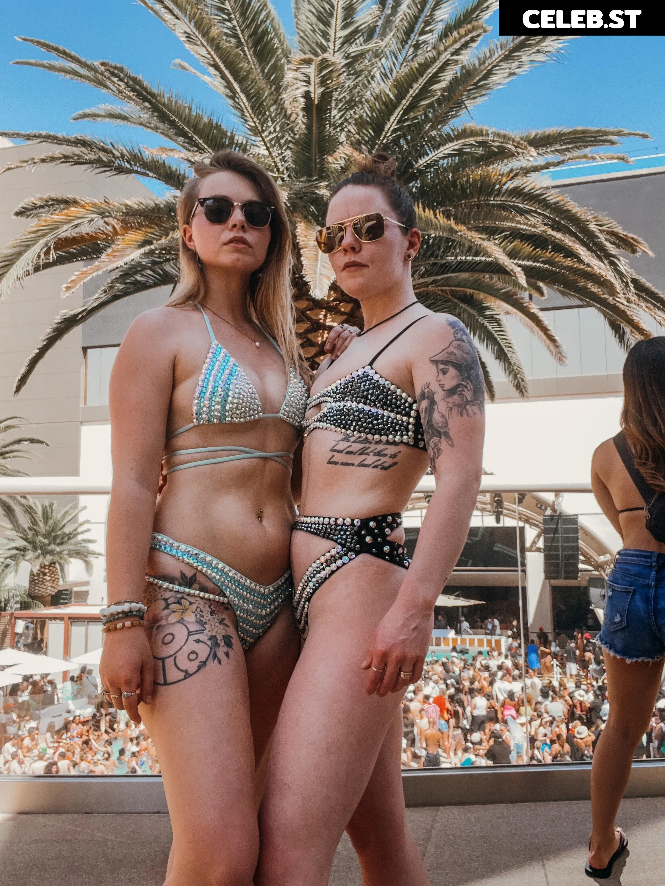 Hailee & Kendra Image 831706