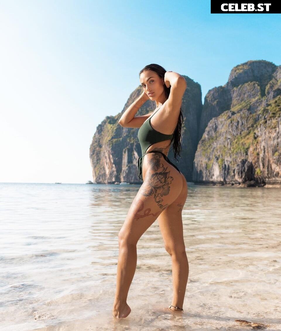 Paulina Ljubas Image 882688