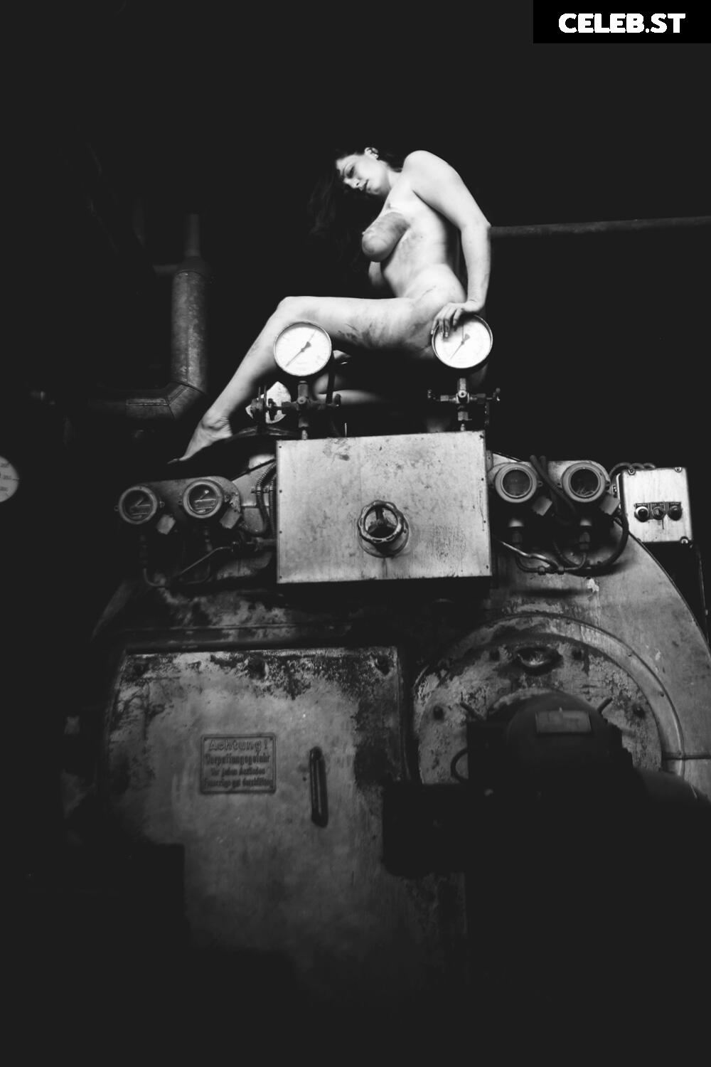 Calvato Photography - Patreon Image 2196427