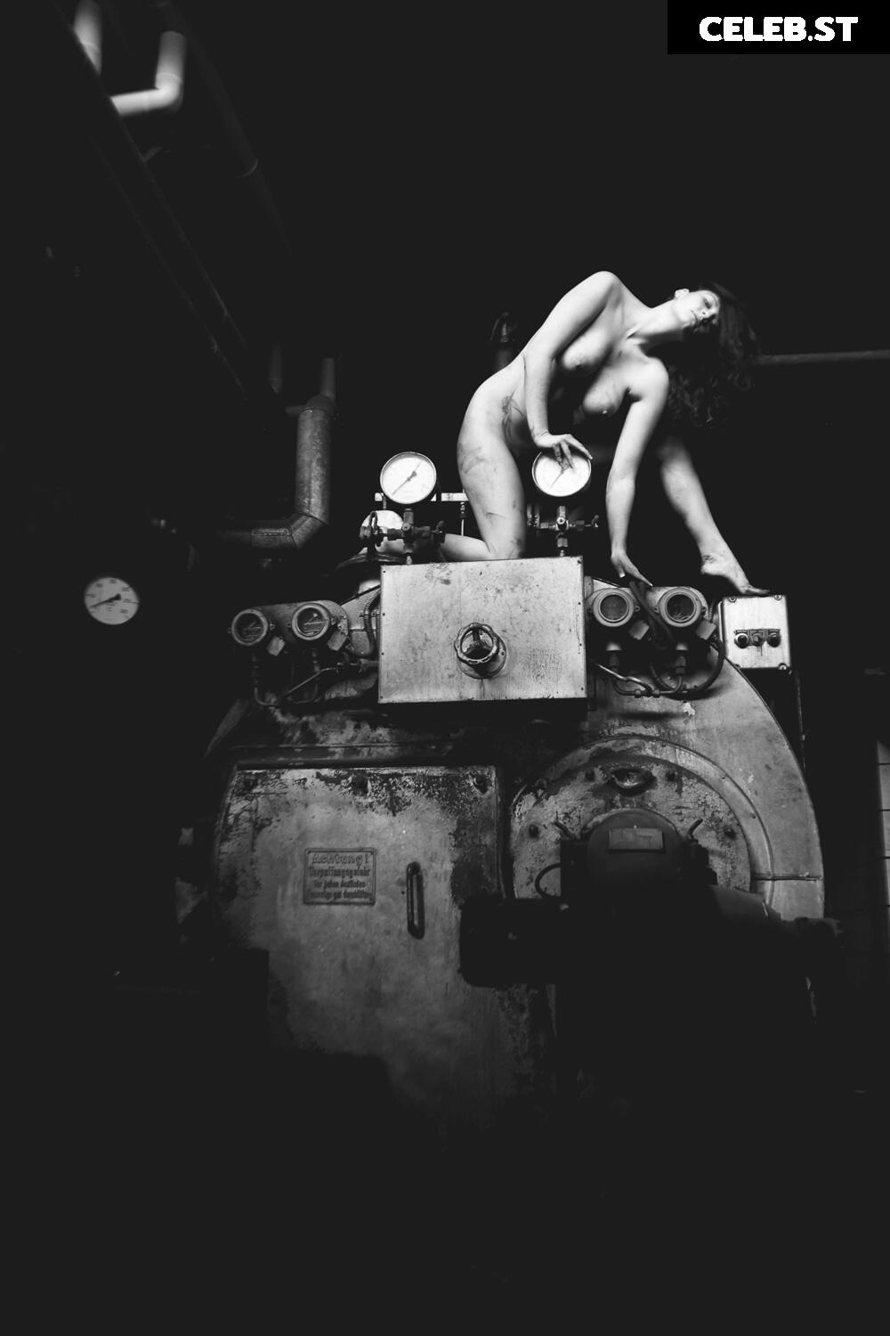 Calvato Photography - Patreon Image 2196645