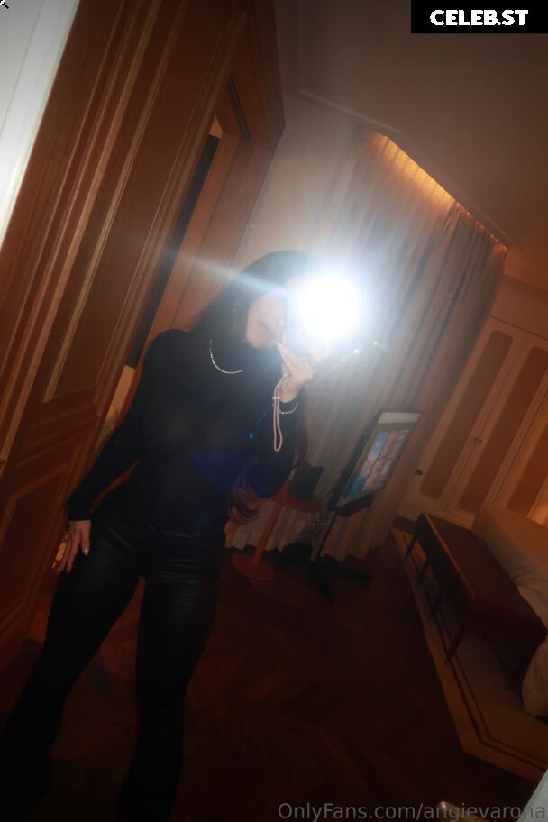 Angie Varona Image 21848260