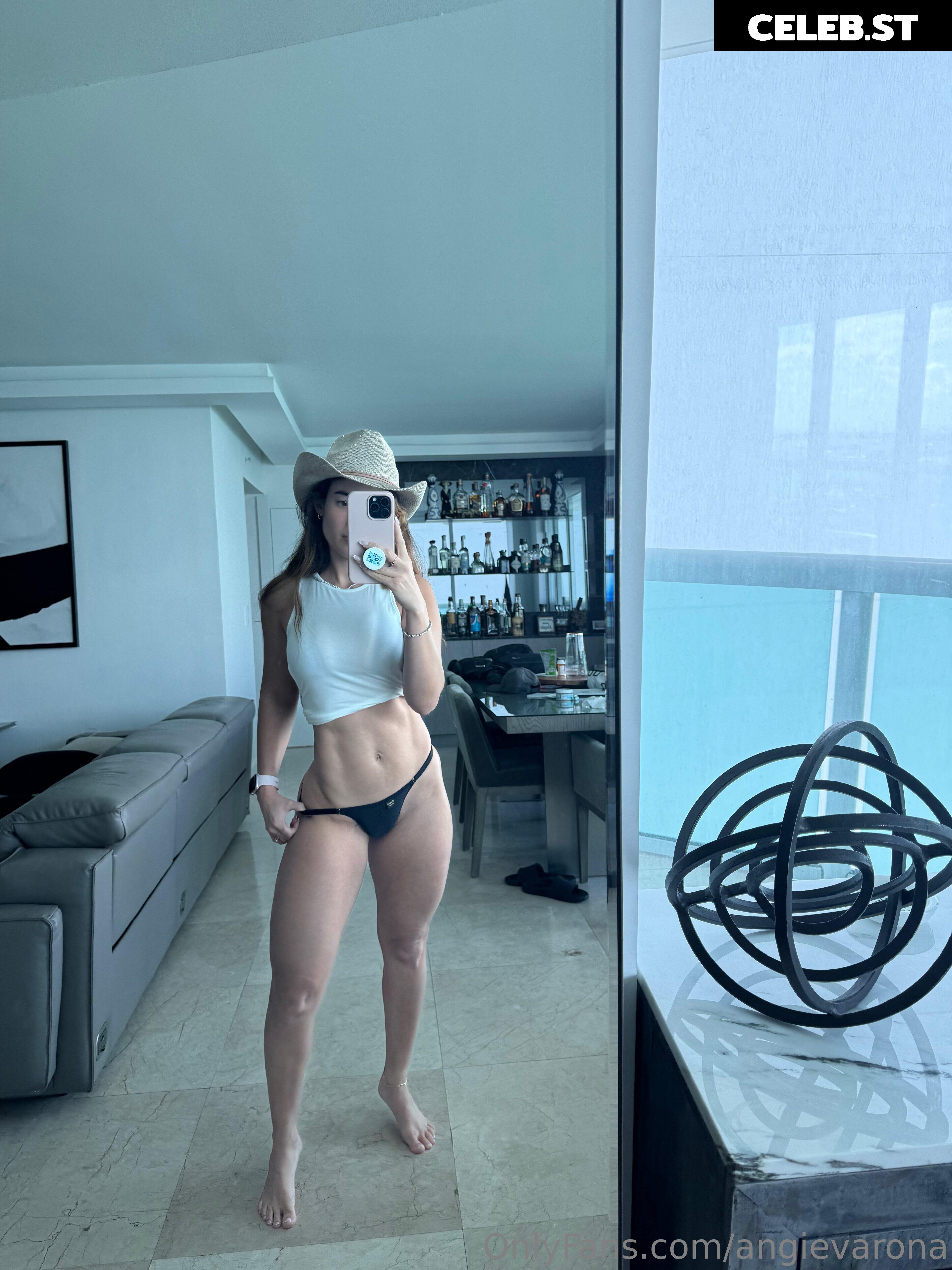 Angie Varona Image 21847468