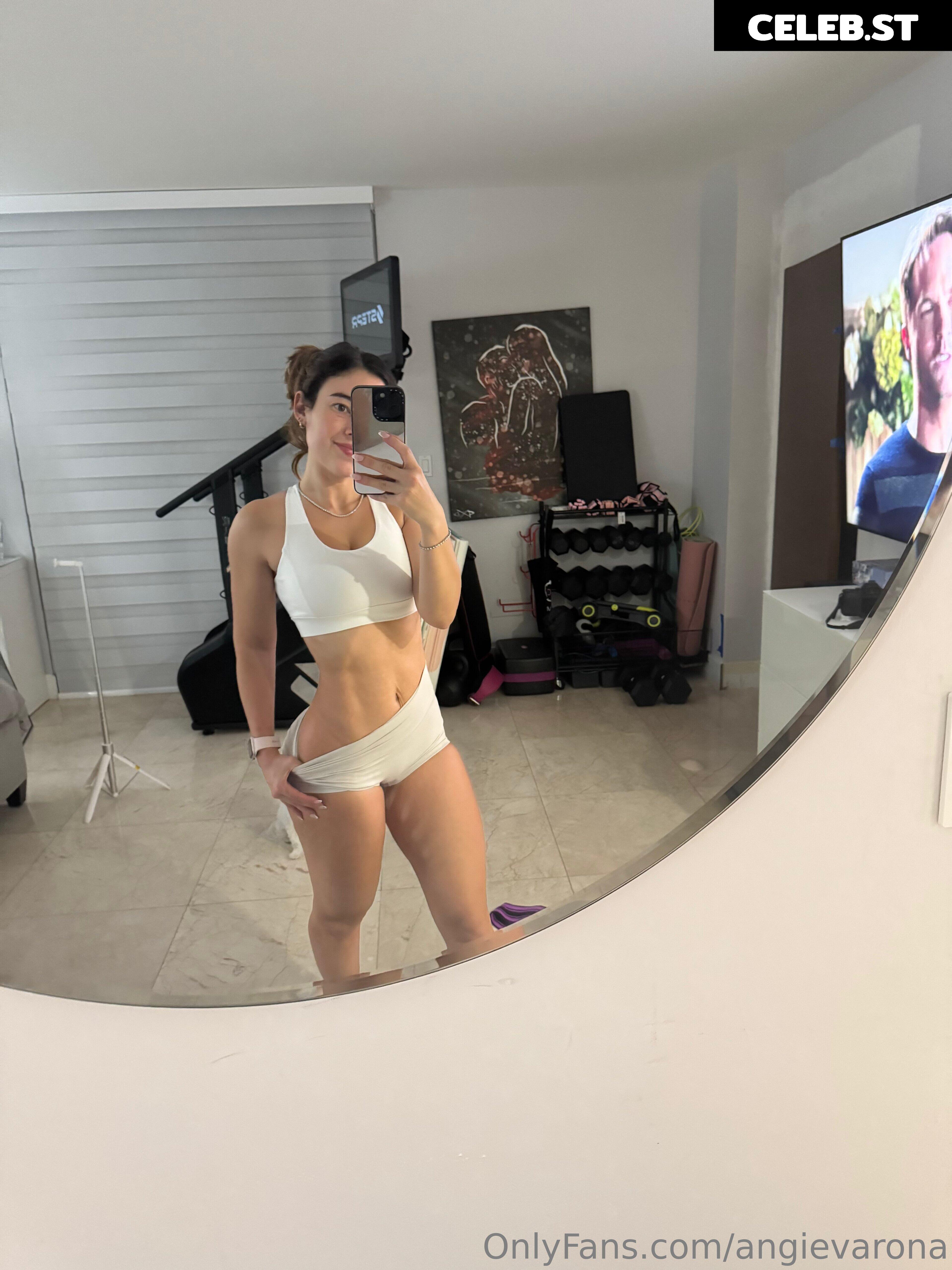Angie Varona Image 21847741