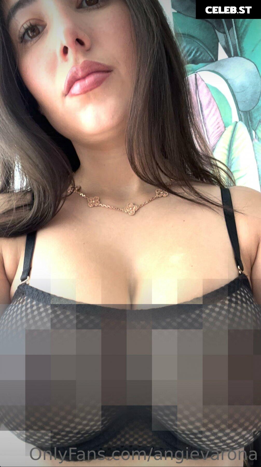 Angie Varona Image 21847044