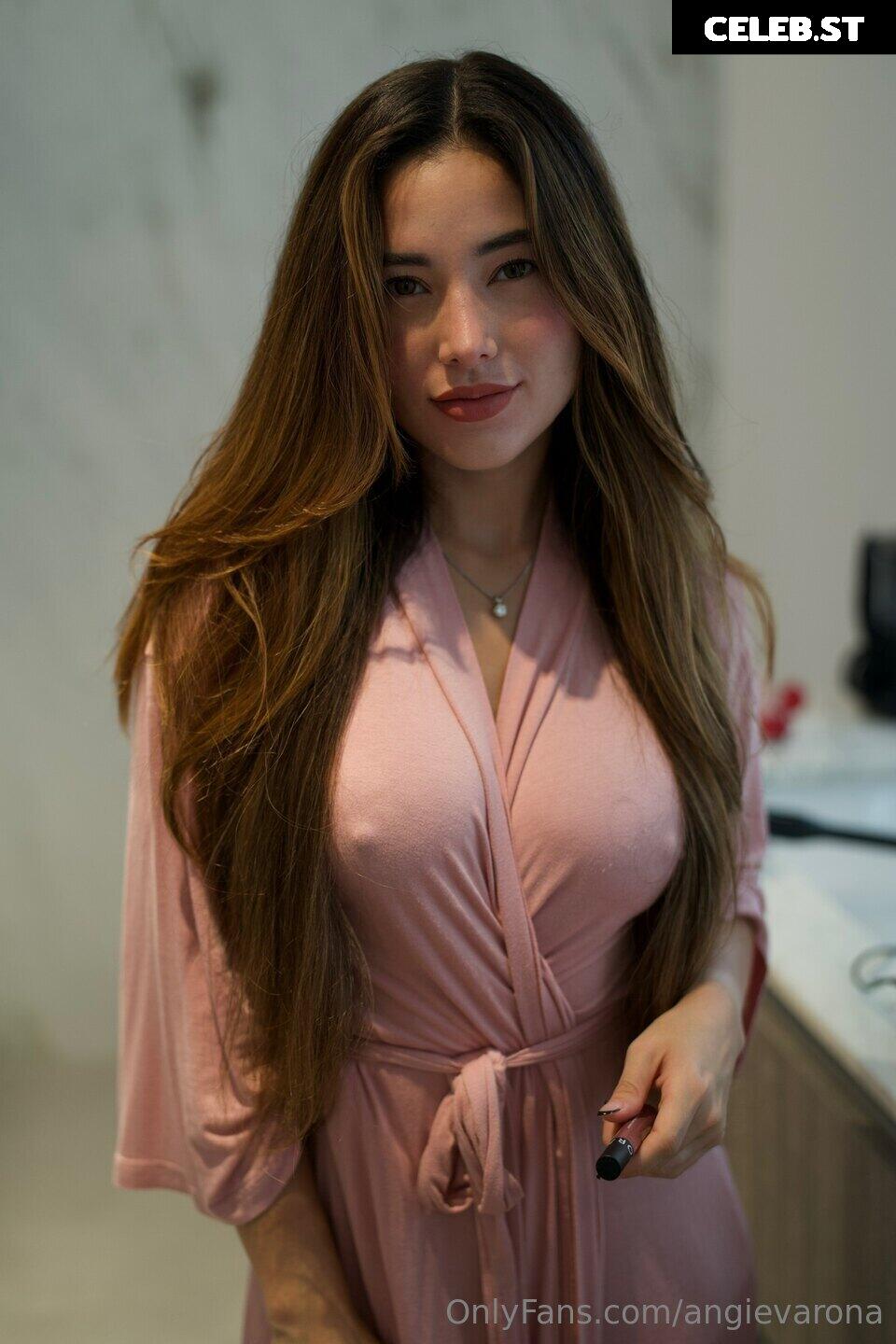 Angie Varona Image 21847338