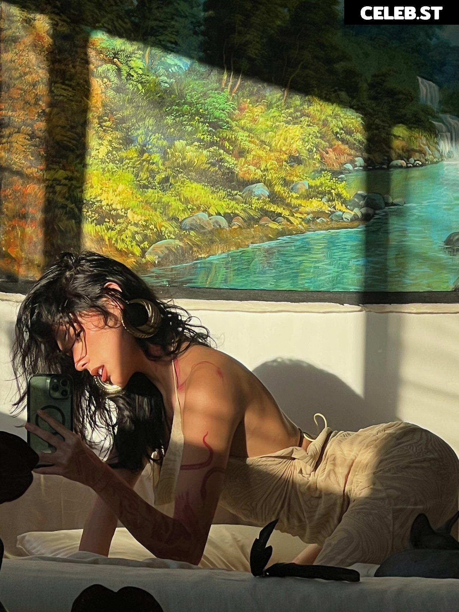 Valeriamars | Vanessavenus21 | Valeria Vixen | vixxxenv4l Image 21811845