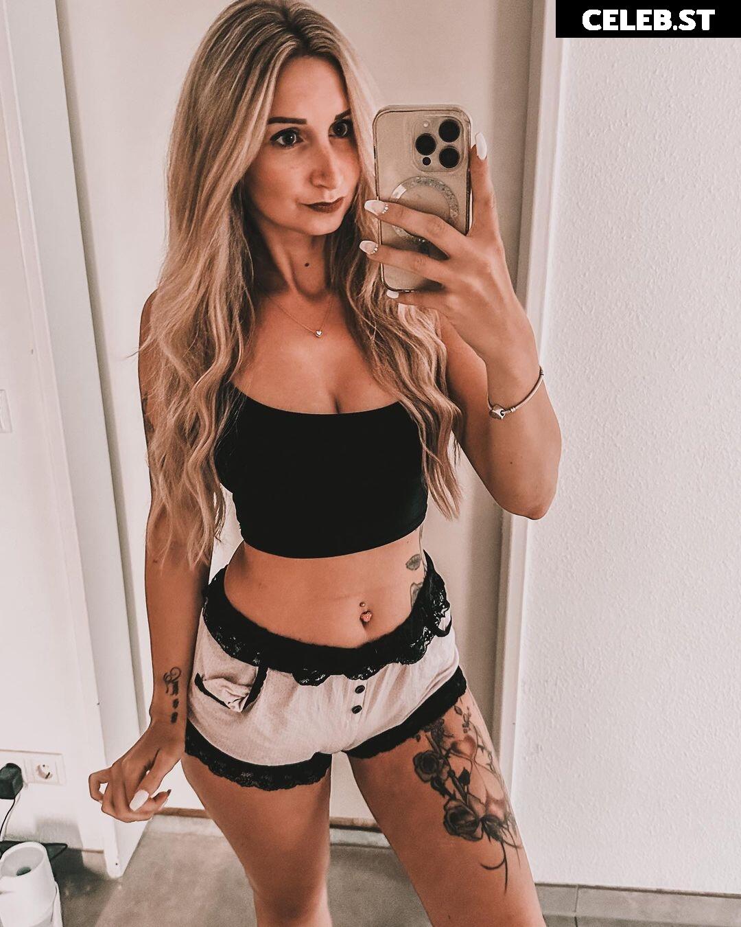 Blondiiegiirl Image 2183254
