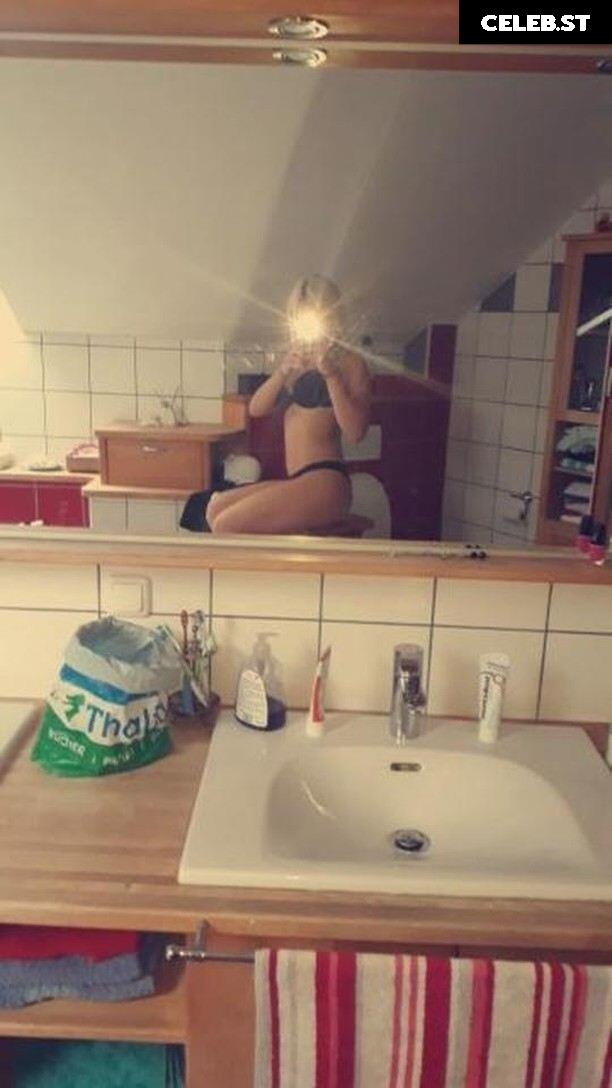 Anja Carina Haslinger Image 2189955