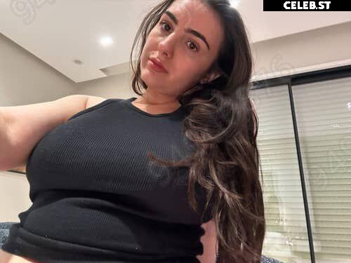 Chi With A C (Lucia Keskin) Image 21750583
