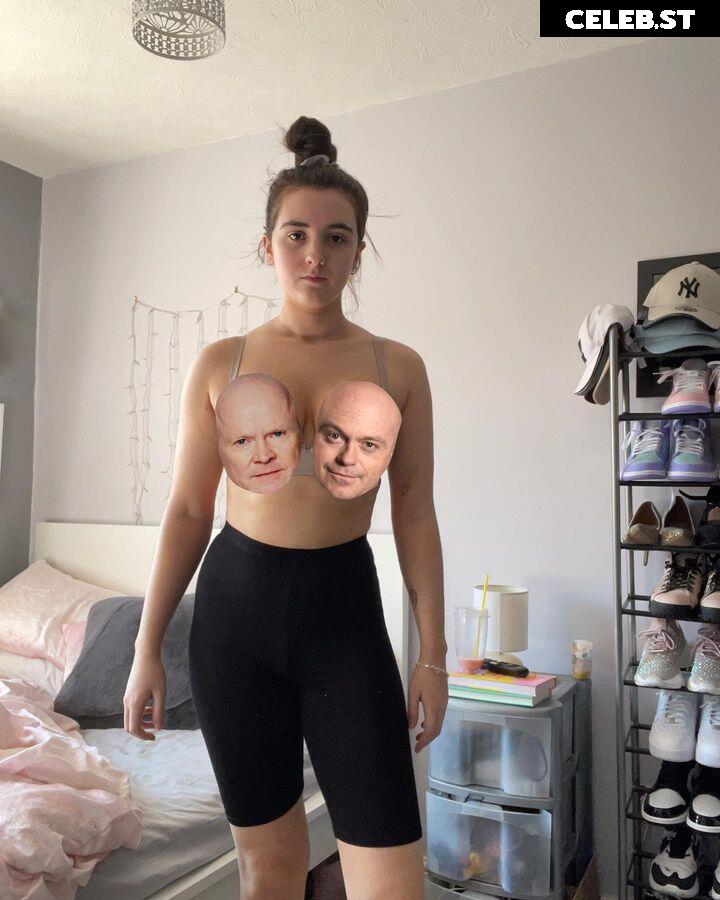 Chi With A C (Lucia Keskin) Image 21750447