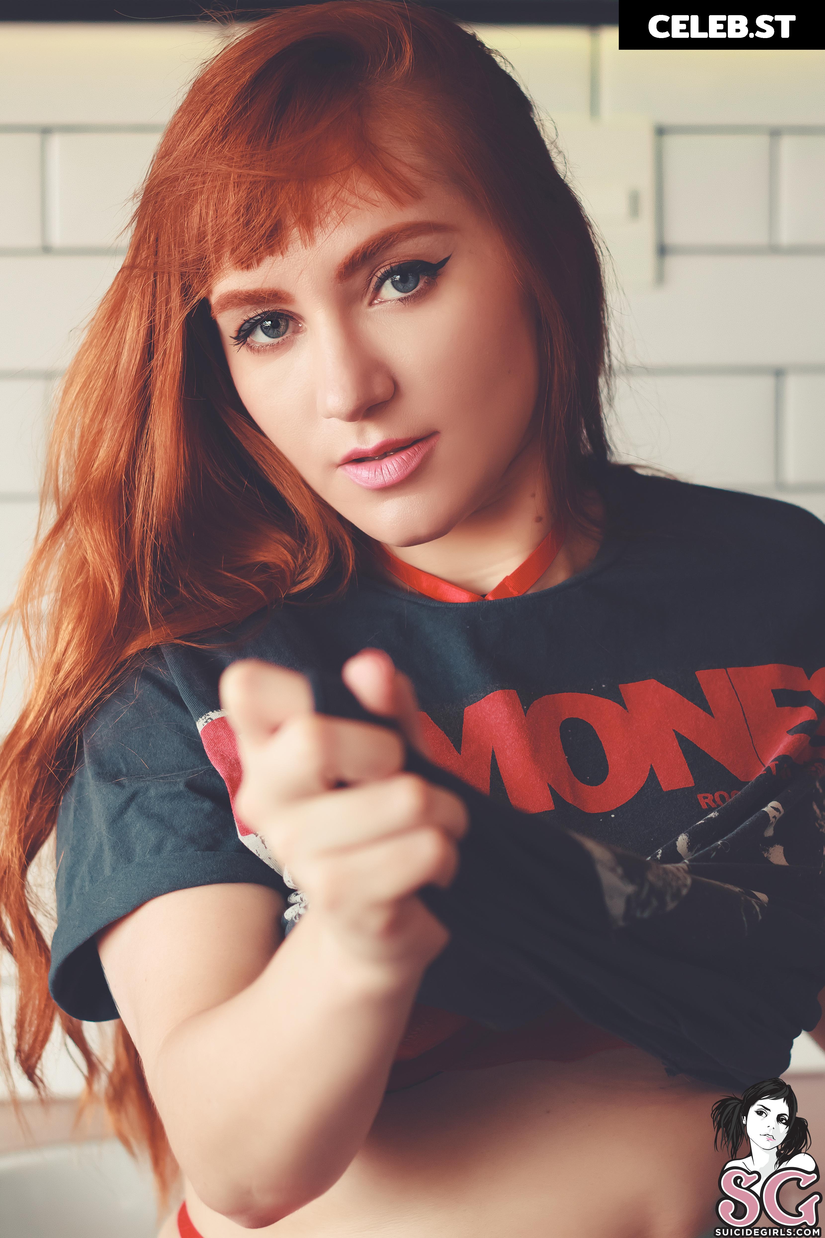 Hilo Suicide Image 21778441