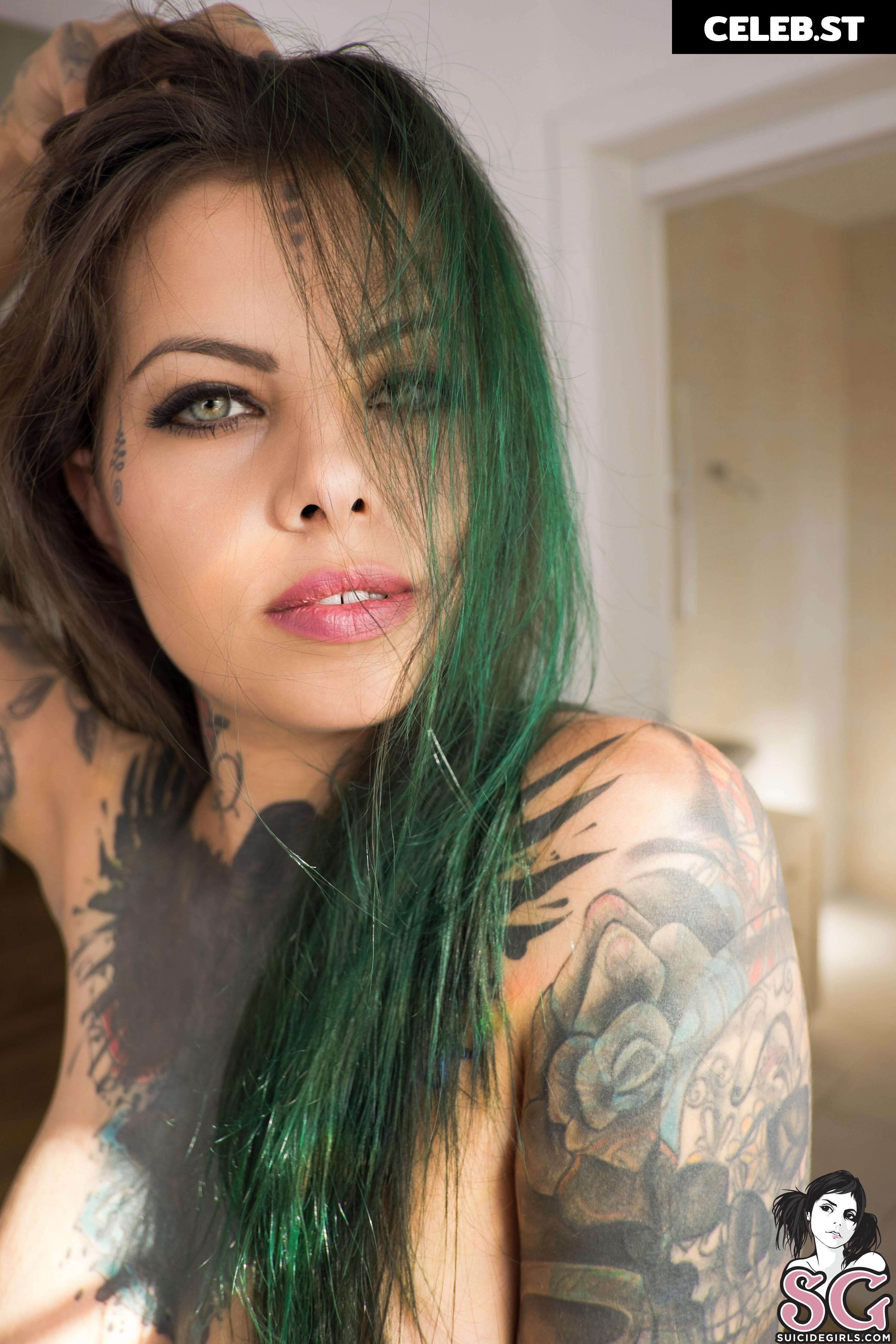 Marjo Suicide Image 21775829