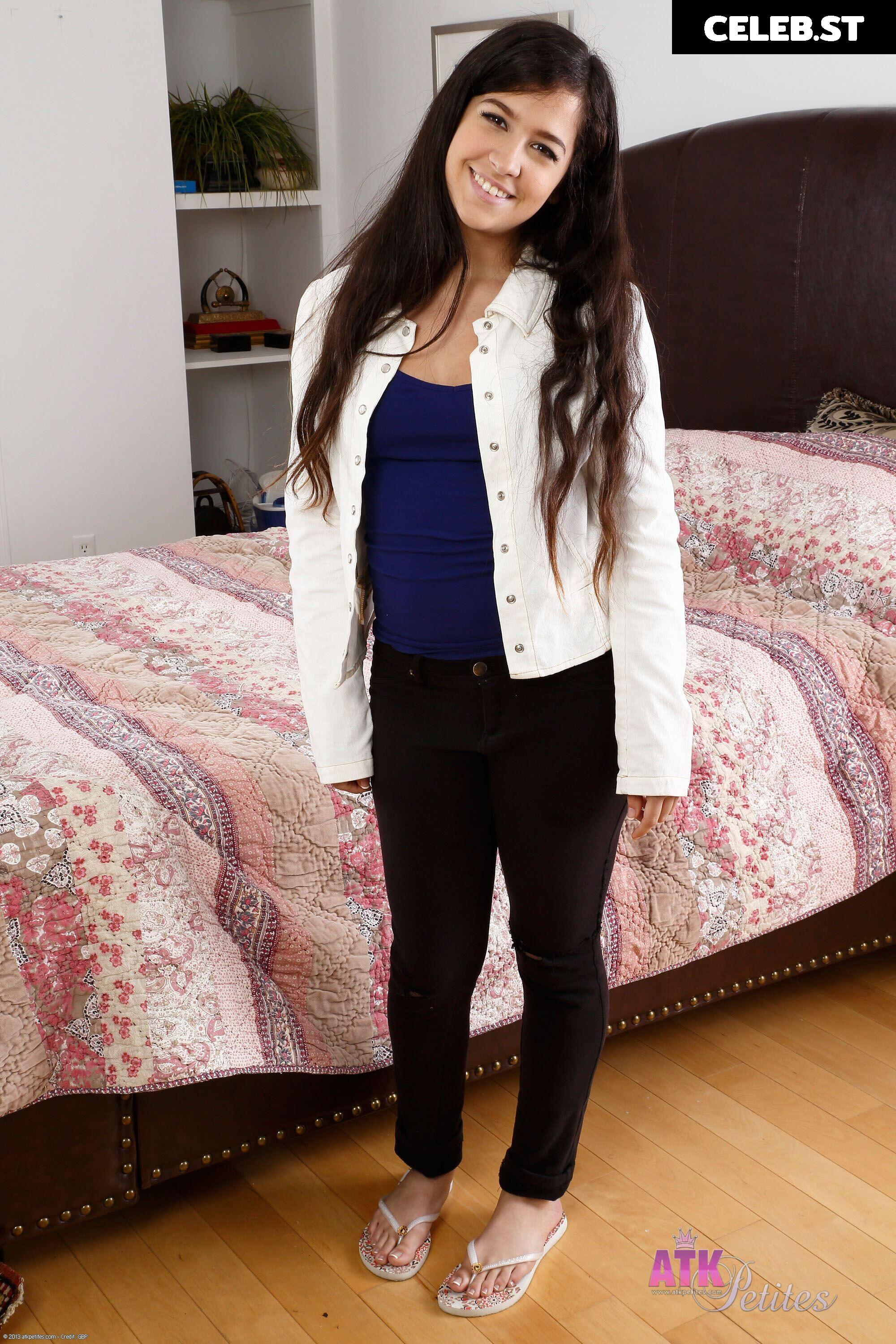 Annika Eve Image 21741648