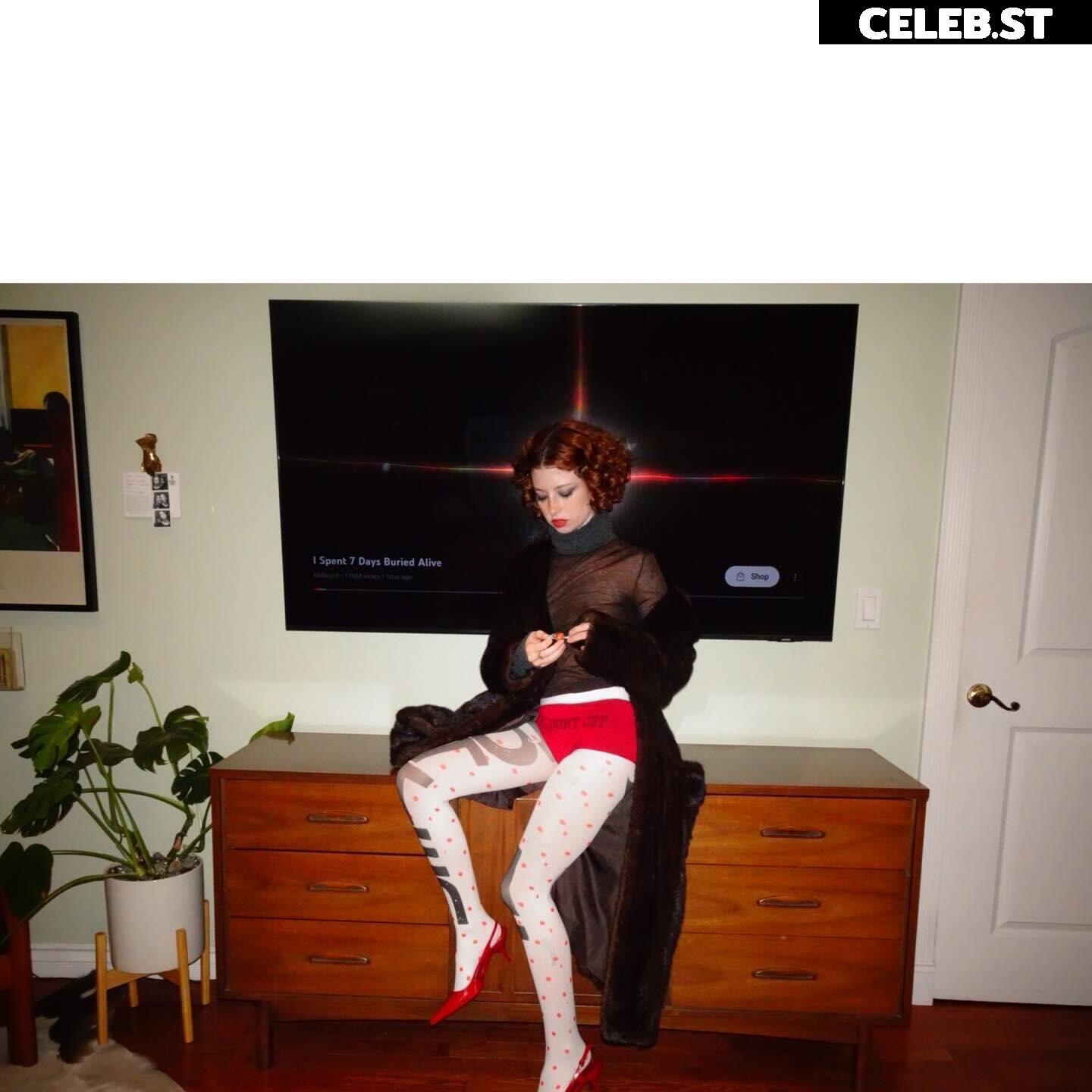 francesfarmer420 | contrachloe | Chloe Woodard Image 21742141
