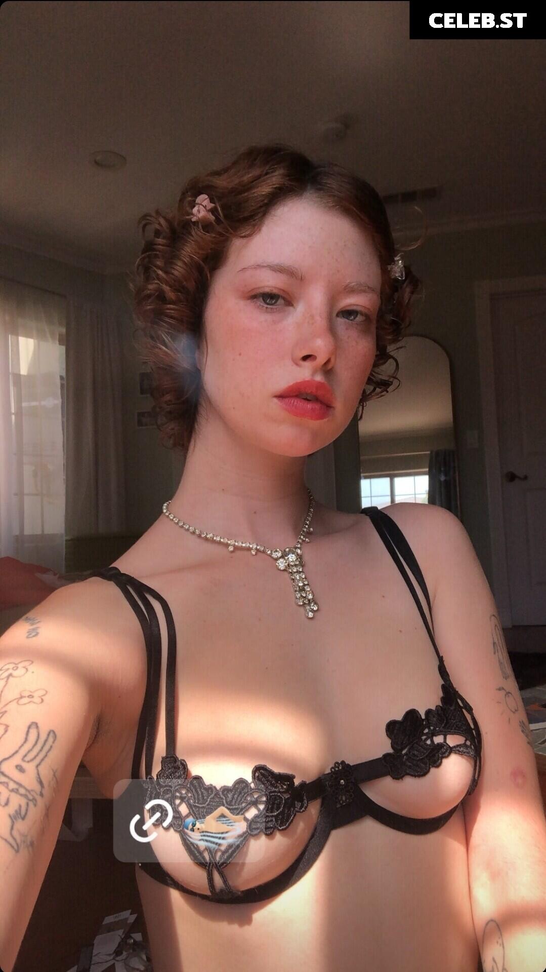 francesfarmer420 | contrachloe | Chloe Woodard Image 21742081