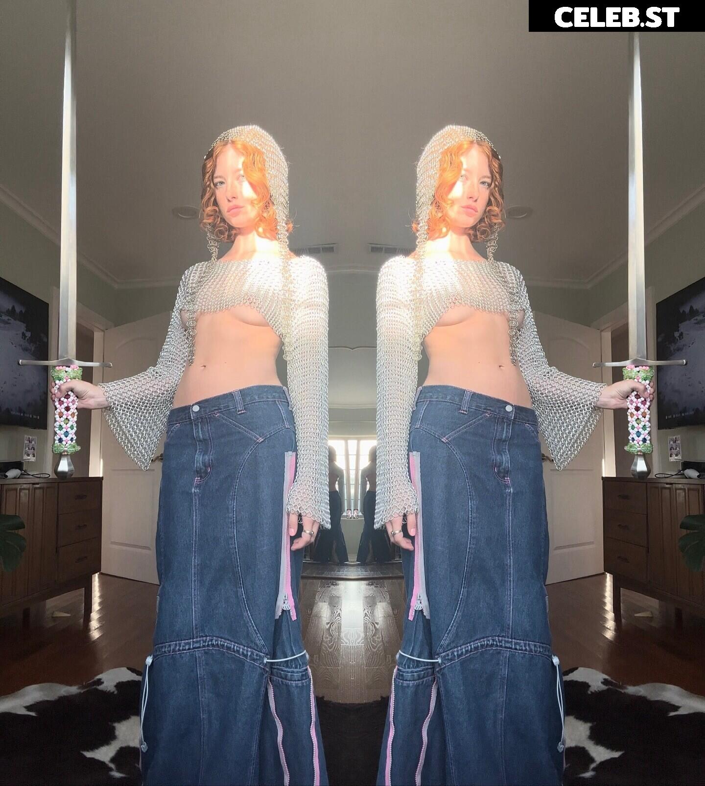 francesfarmer420 | contrachloe | Chloe Woodard Image 21742248