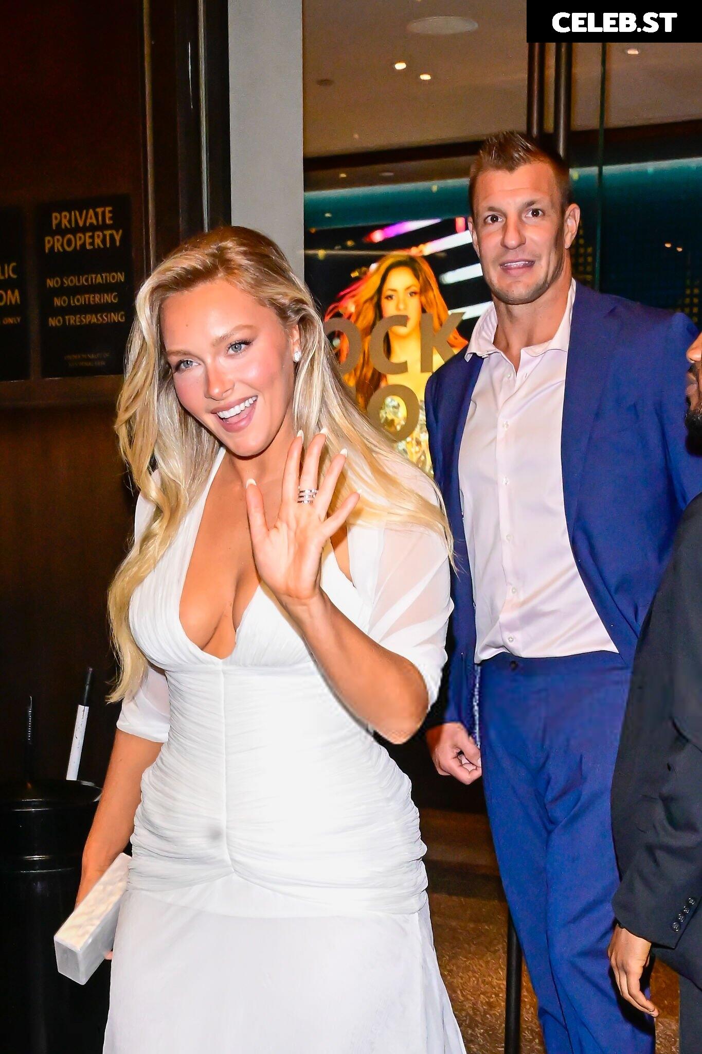 Camille Kostek (SI Model, TV Host) Image 21711891