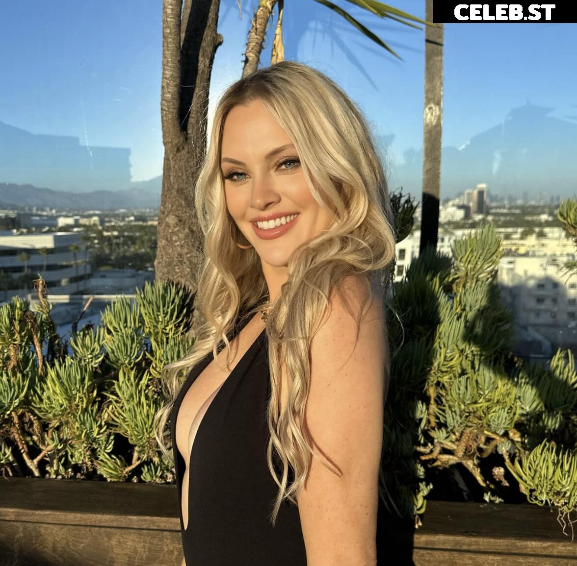 Nicole Arbour Image 21711632