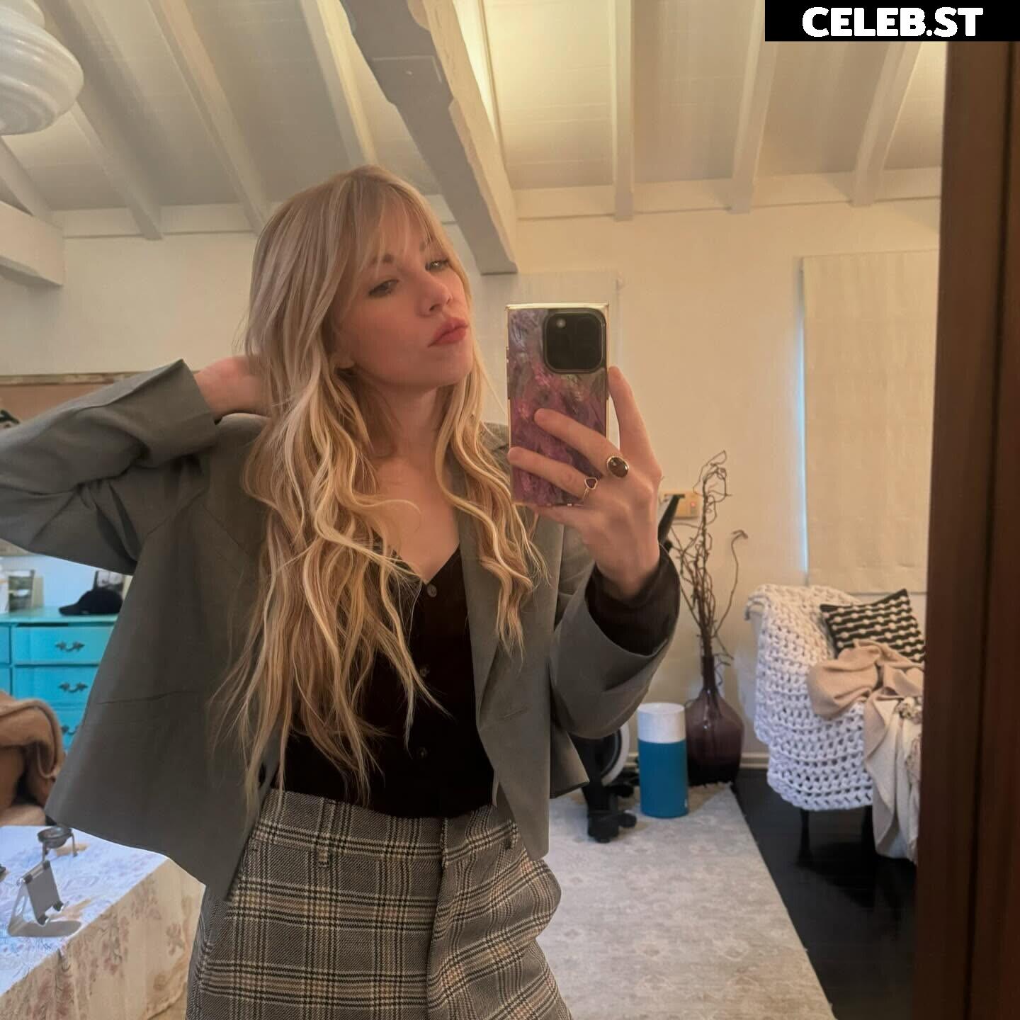 Carly Rae Jepsen Image 21724787